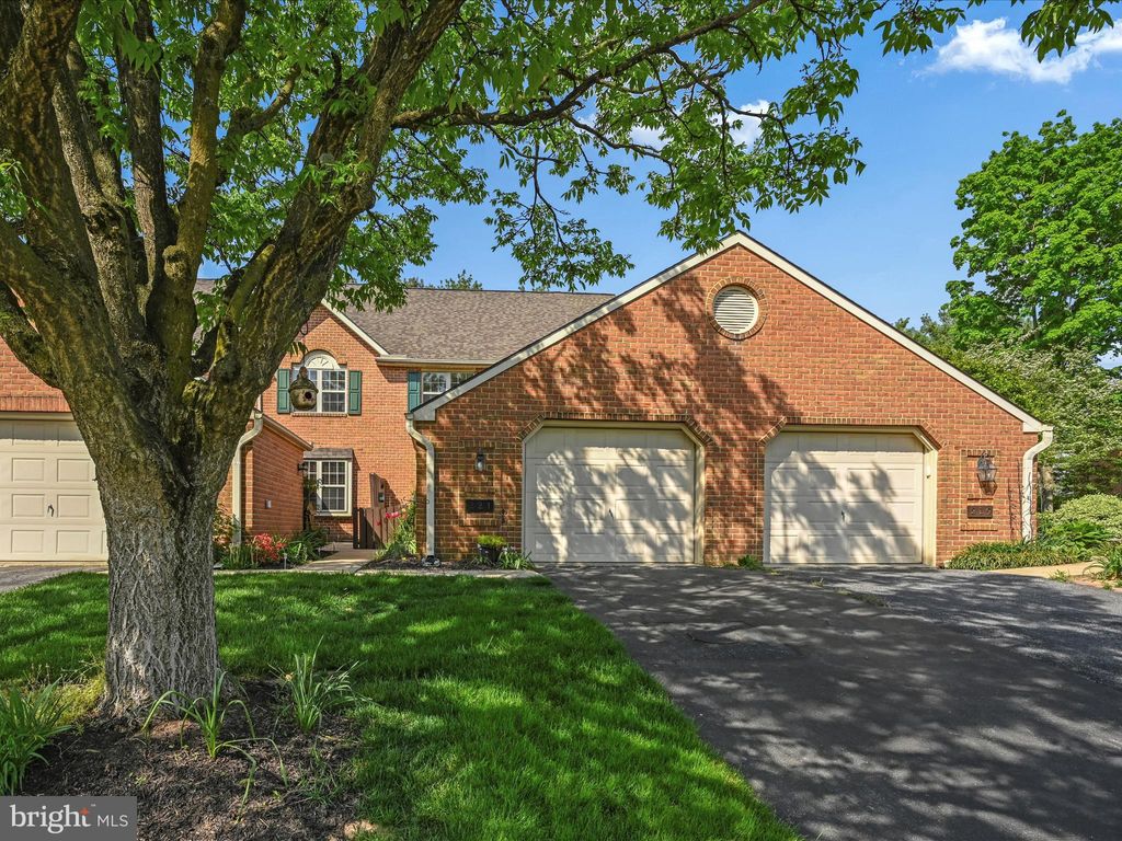 Photo of 221 Pine Bridge Lane, Lancaster, PA 17603 (MLS # PALA2049202)