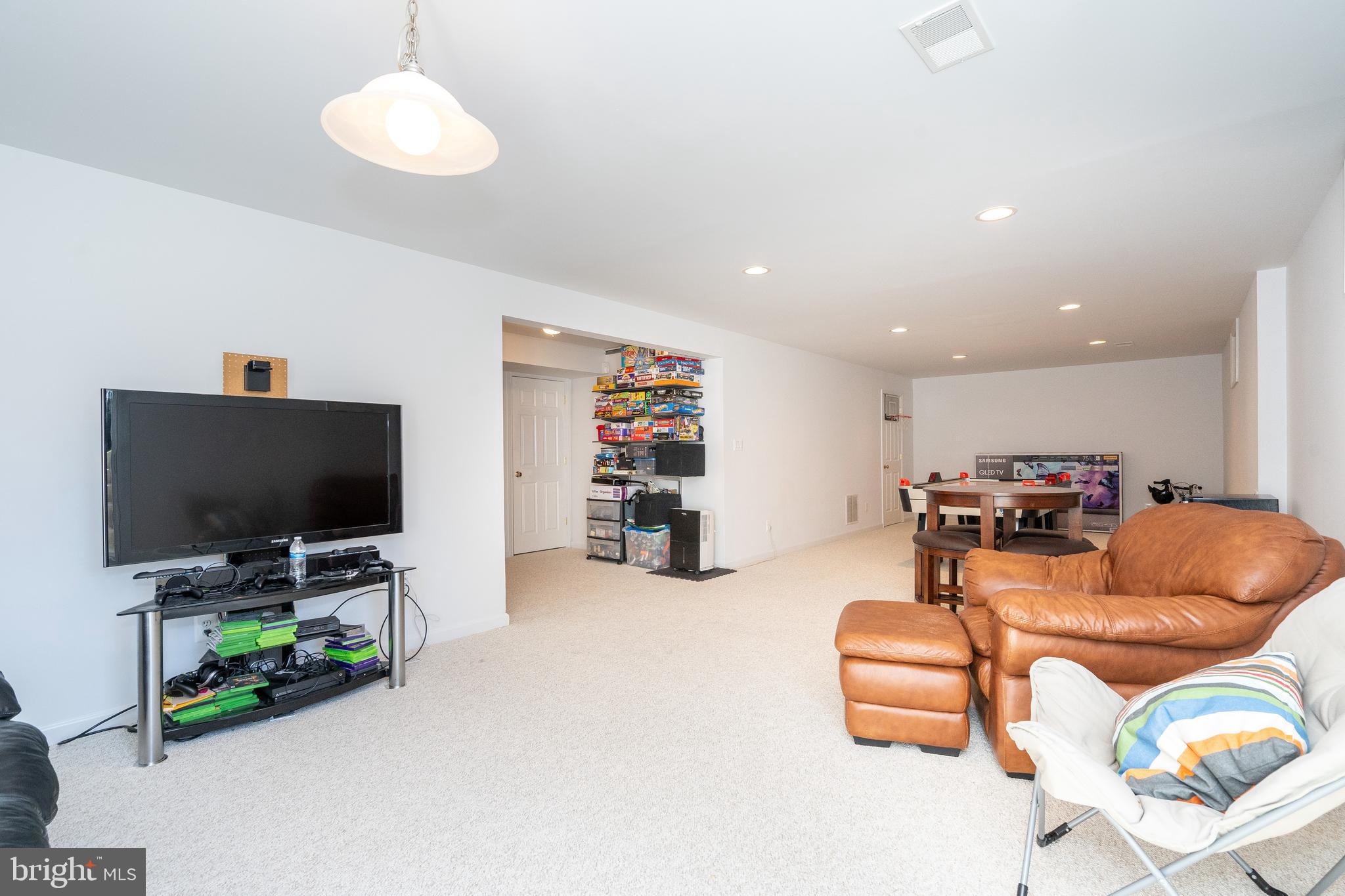 VALLEY VISTA - Residential