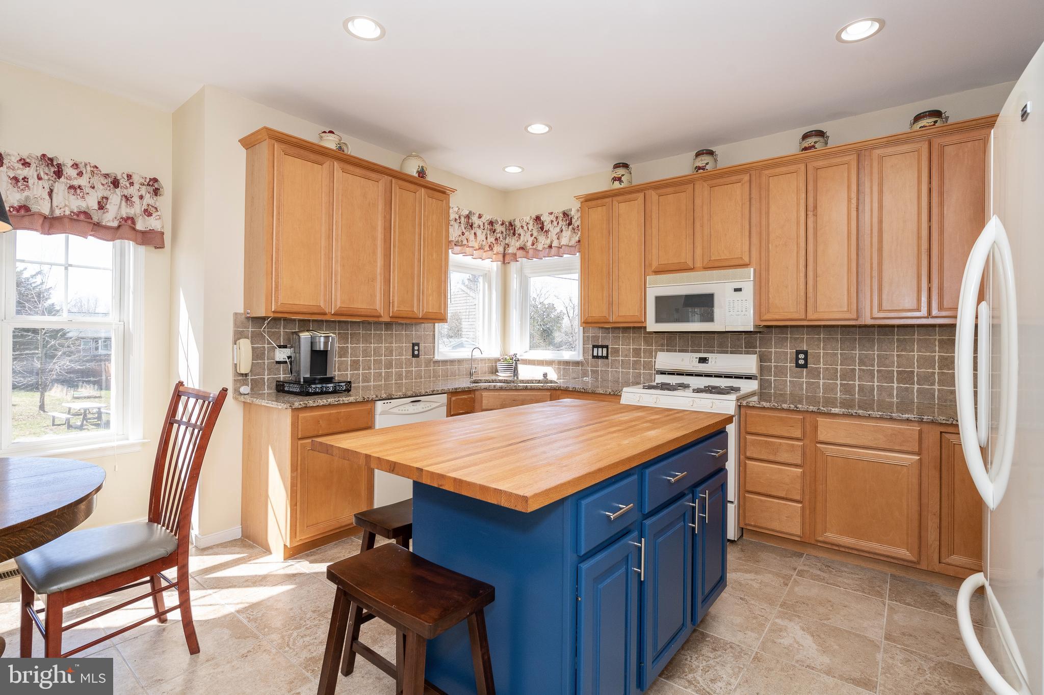 VALLEY VISTA - Residential