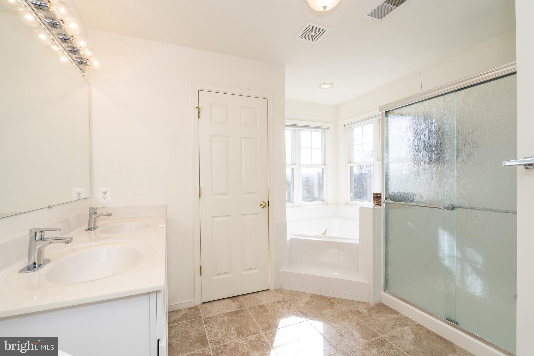 VALLEY VISTA - Residential