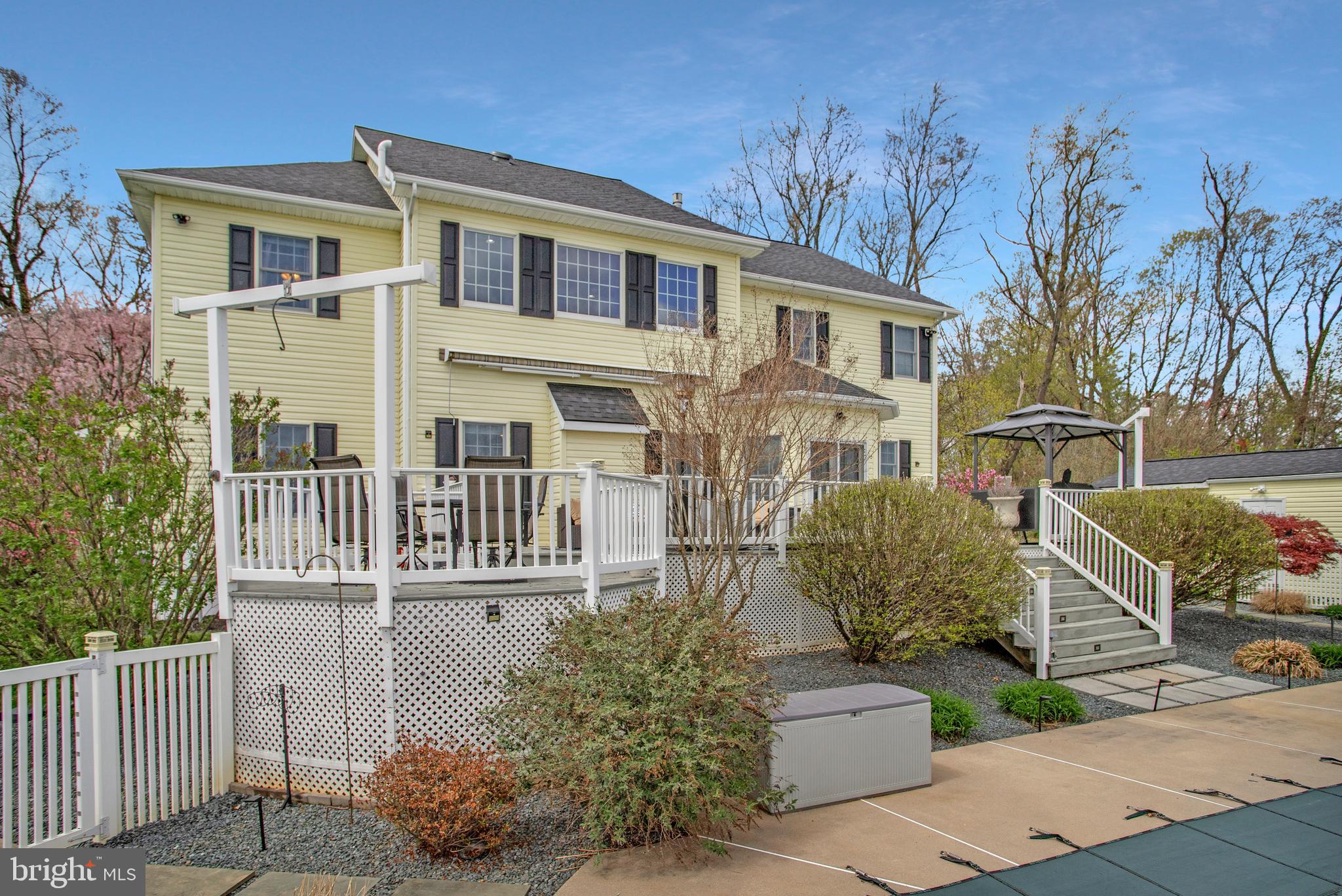 GENEVA FARM - Residential