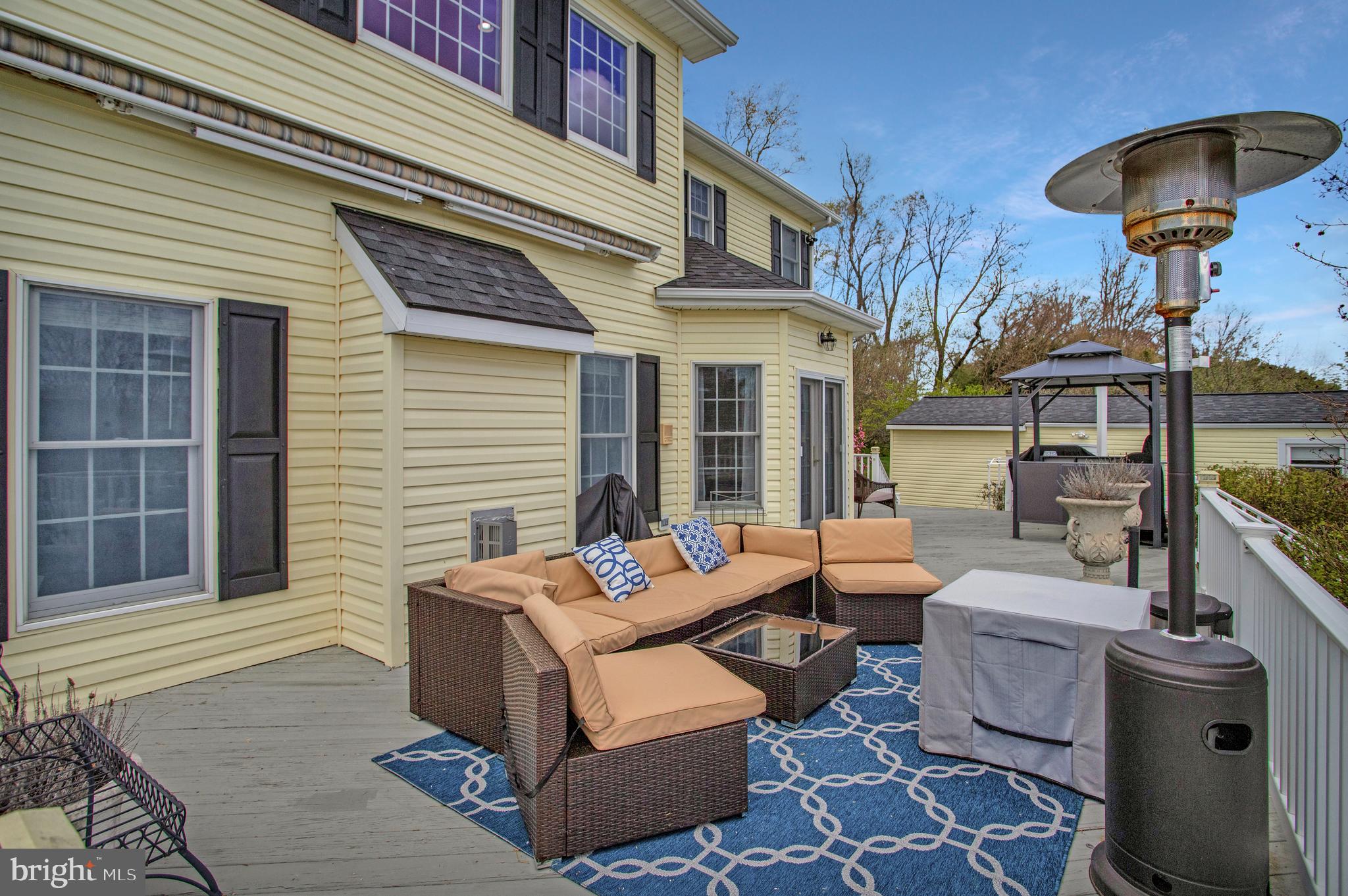 GENEVA FARM - Residential