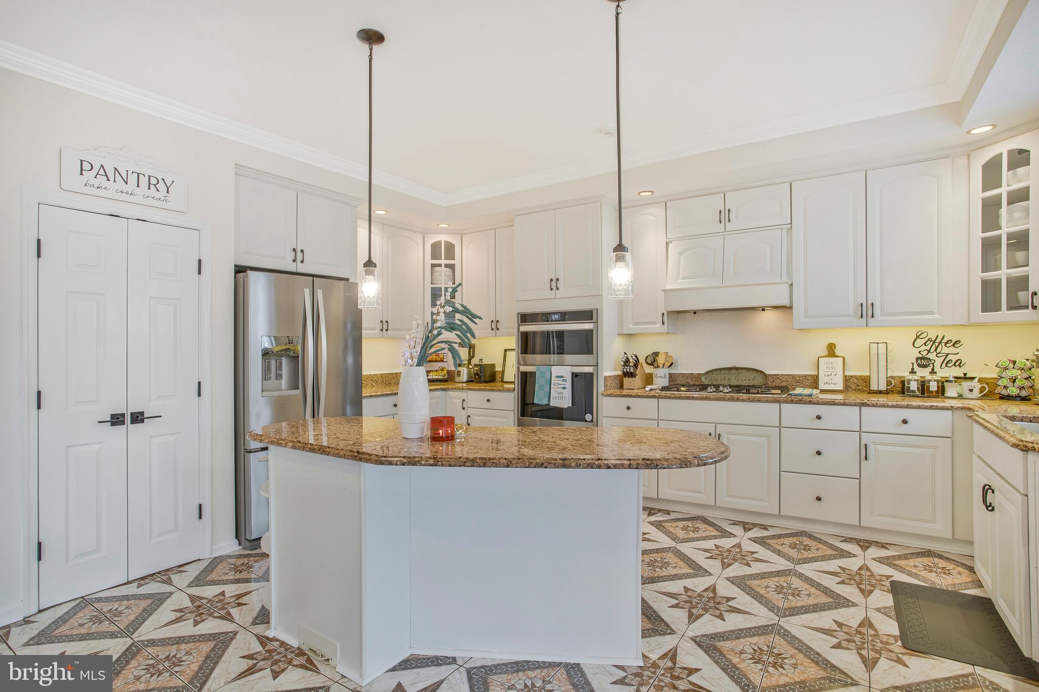 GENEVA FARM - Residential