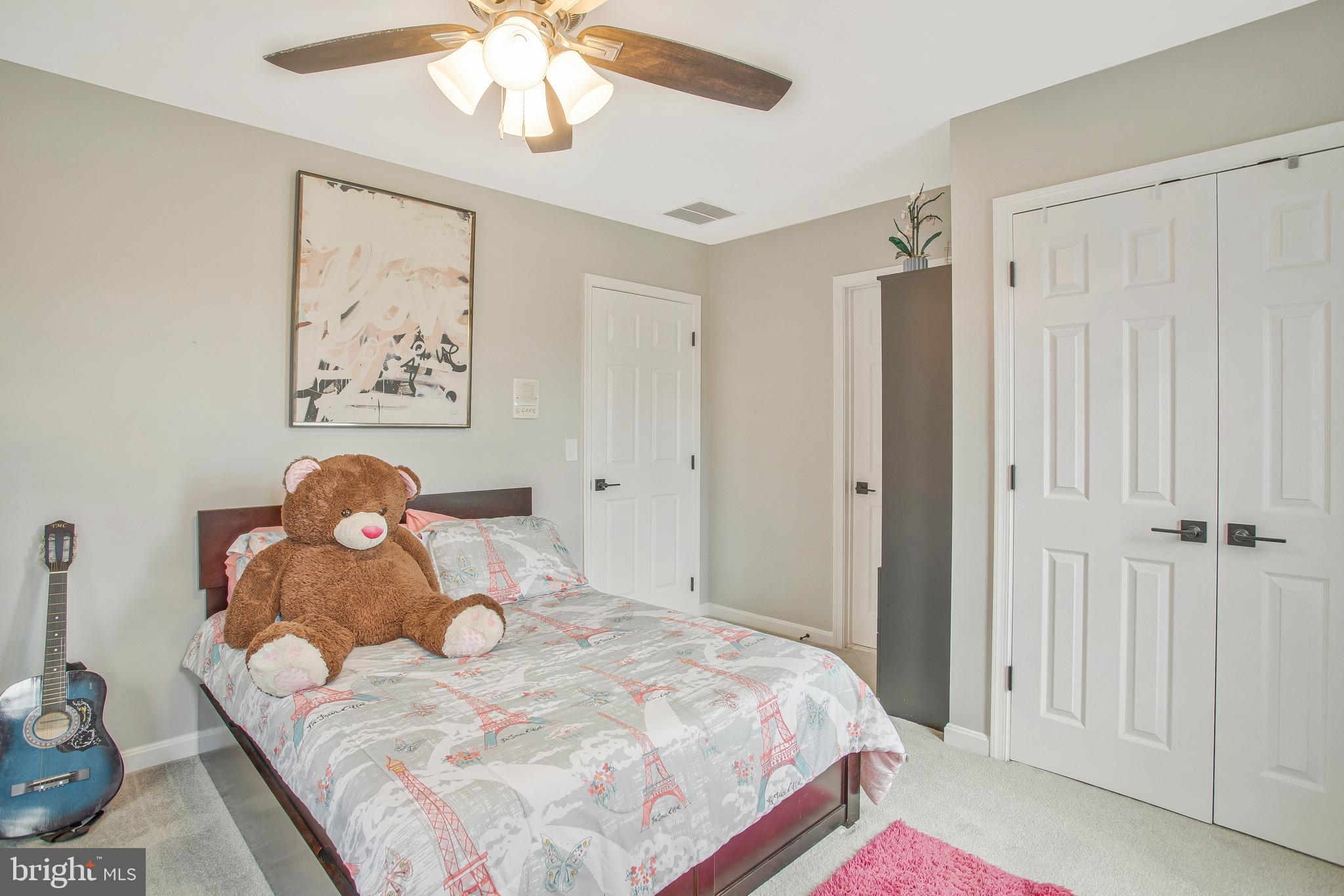 GENEVA FARM - Residential