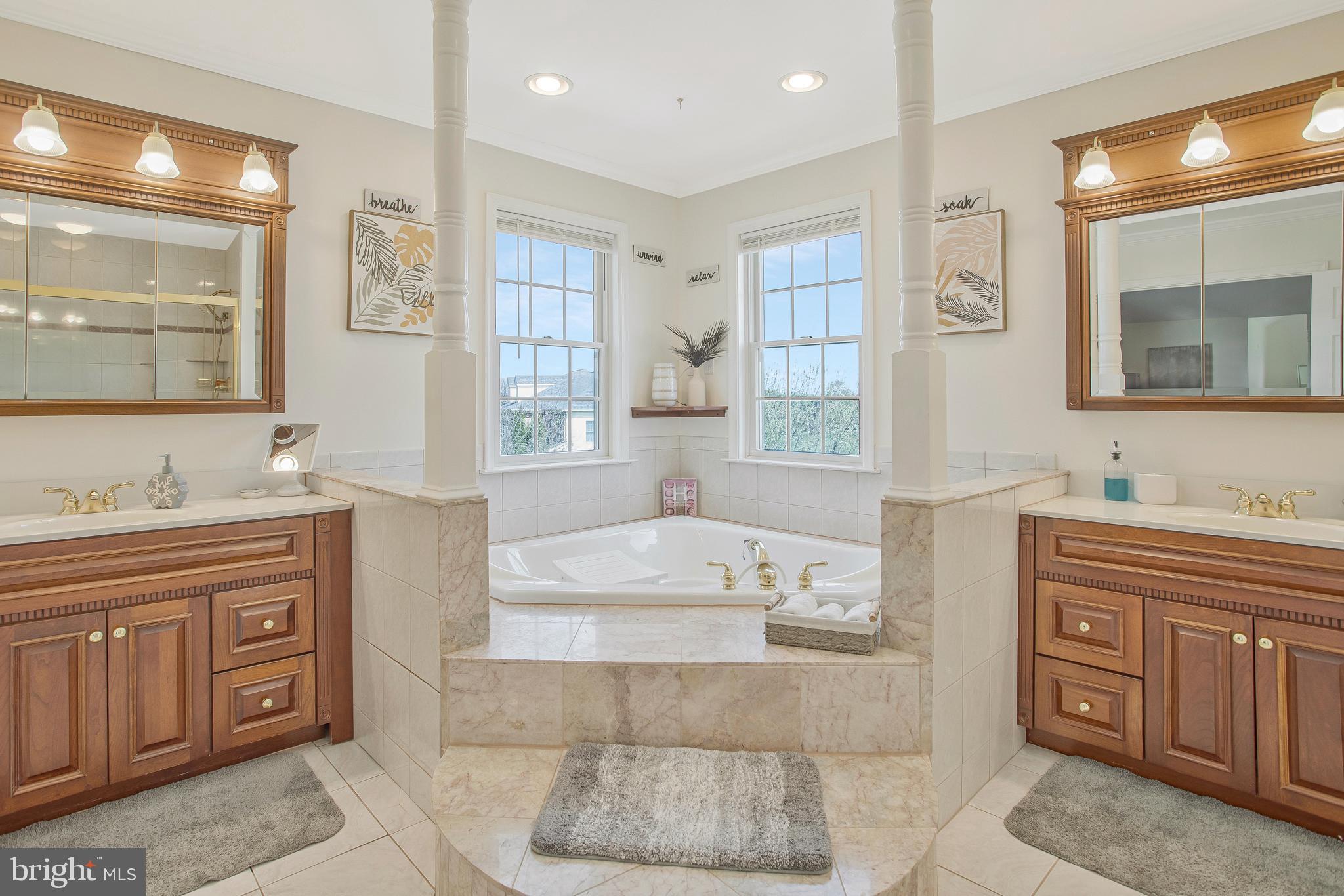 GENEVA FARM - Residential