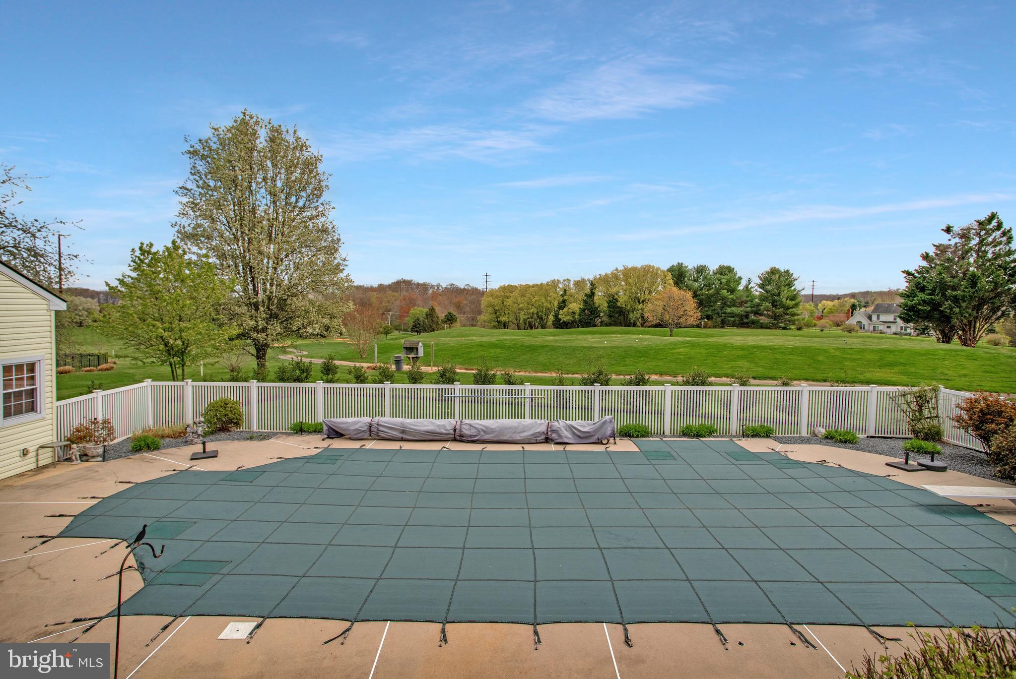 GENEVA FARM - Residential