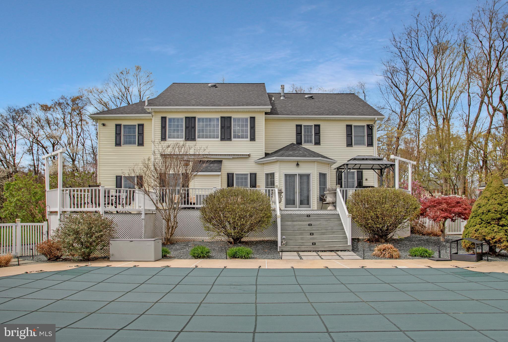 GENEVA FARM - Residential