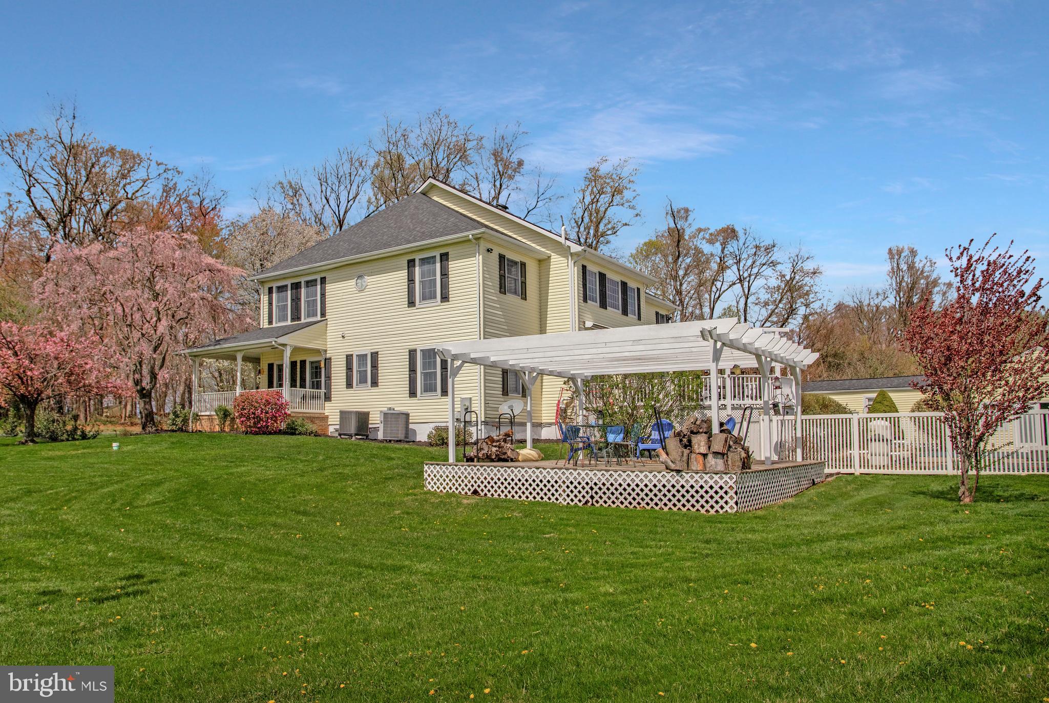 GENEVA FARM - Residential
