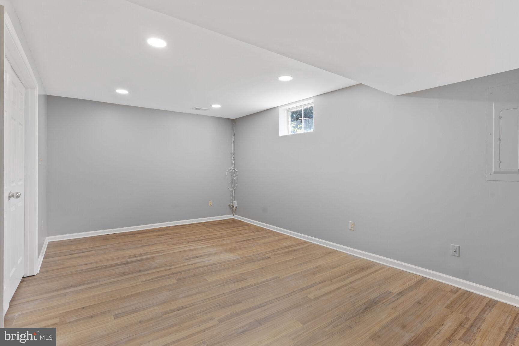 SYCAMORE RIDGE - Residential