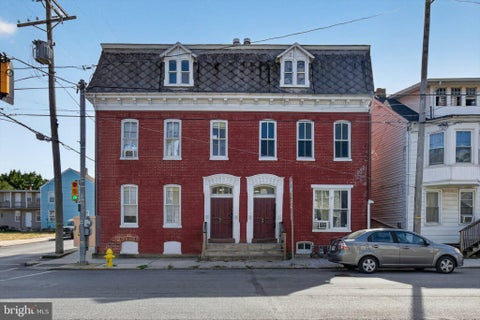 Photo of 500 W Philadelphia Street, YORK, PA 17401 (MLS # PAYK2113496)