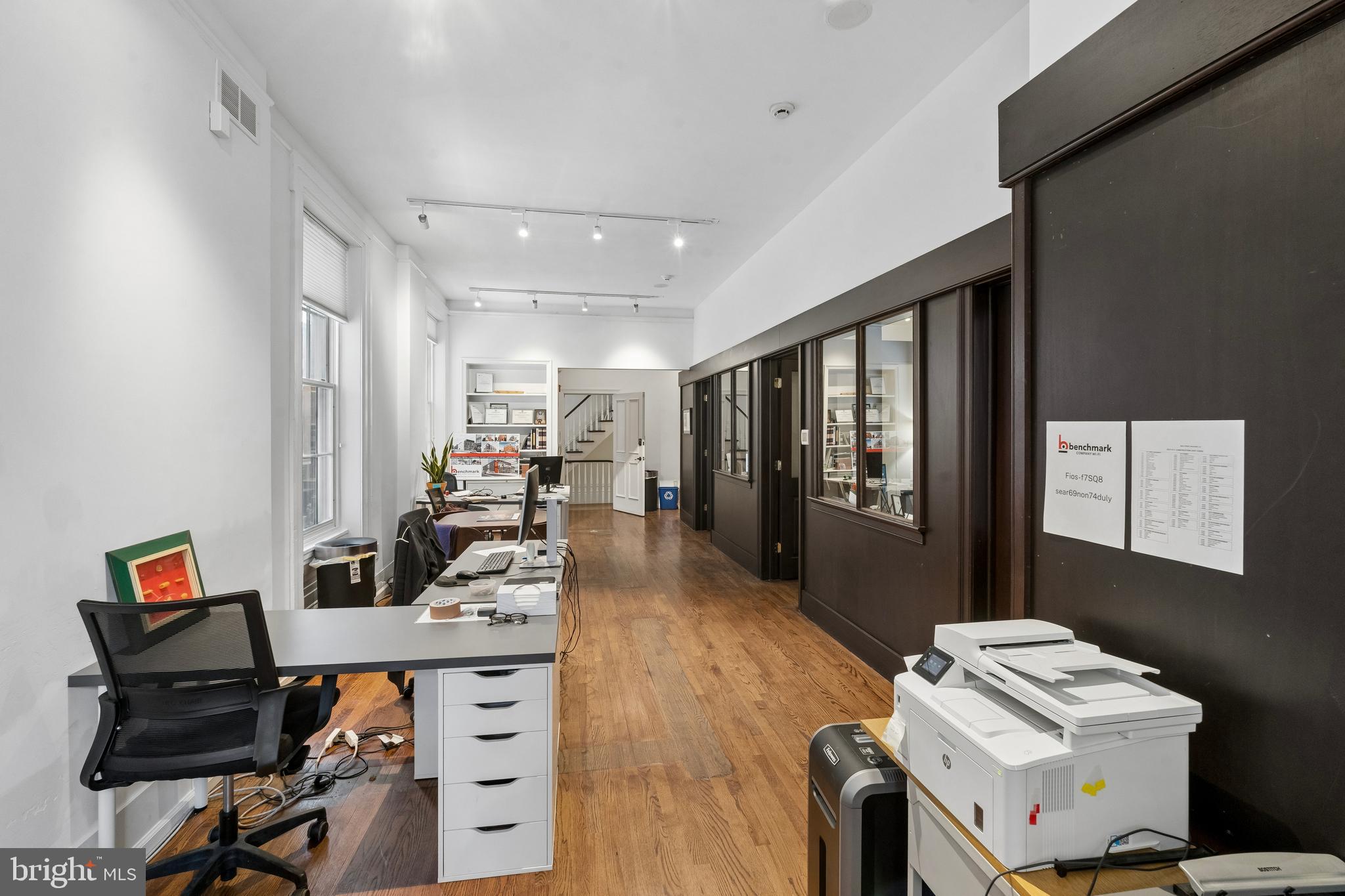 RITTENHOUSE SQUARE - Commercial Sale