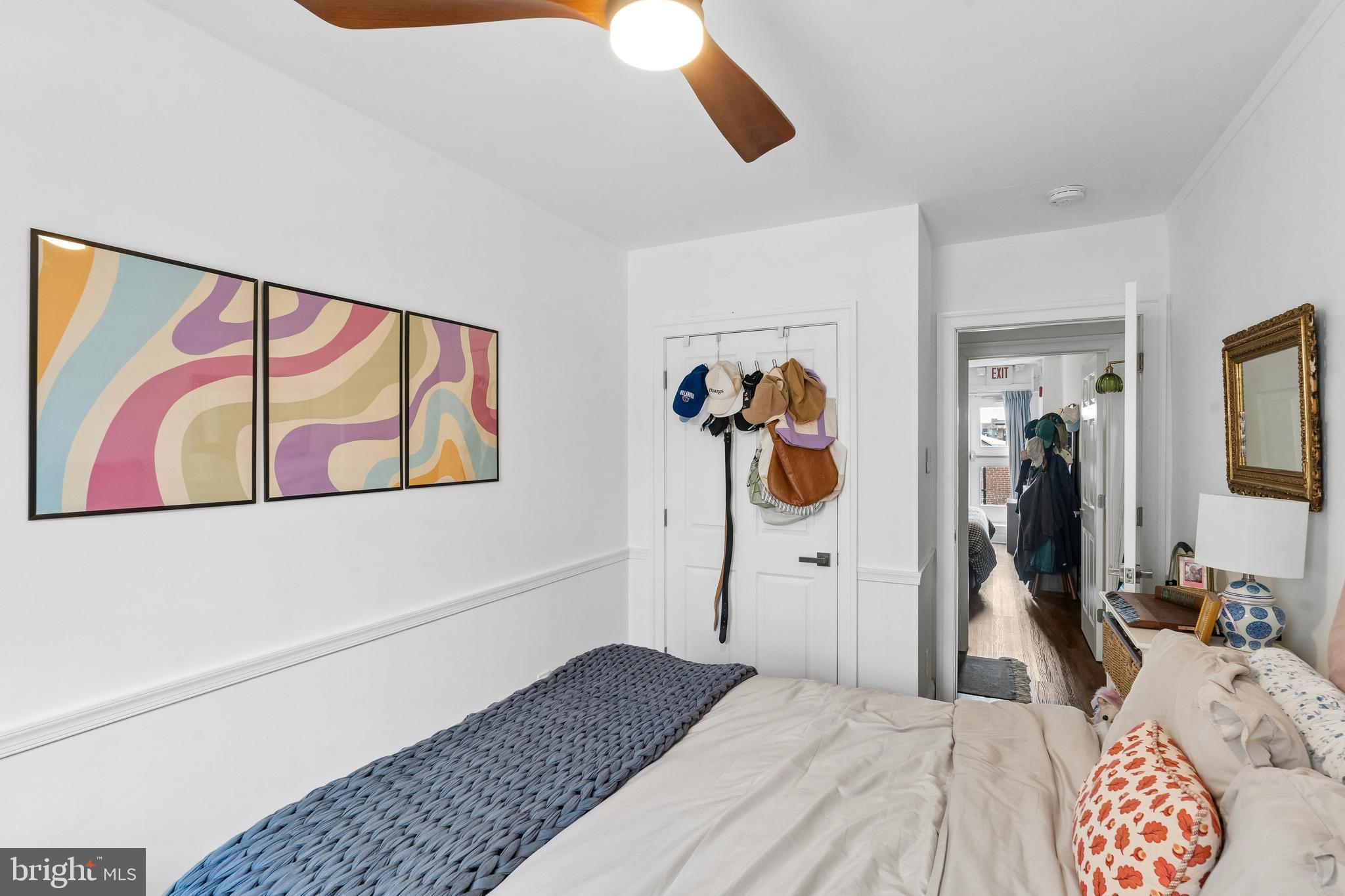 RITTENHOUSE SQUARE - Commercial Sale