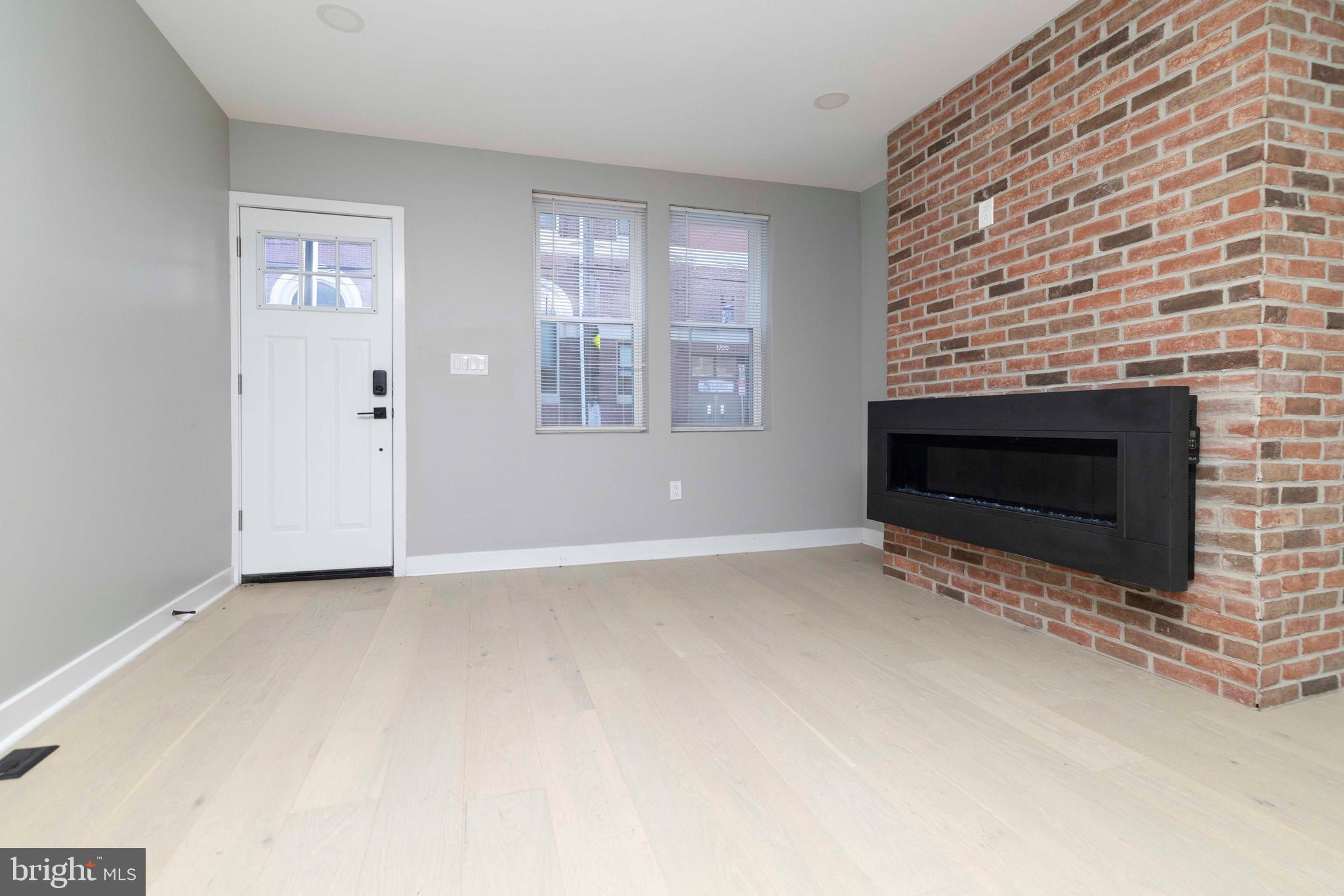 FRANCISVILLE - Residential