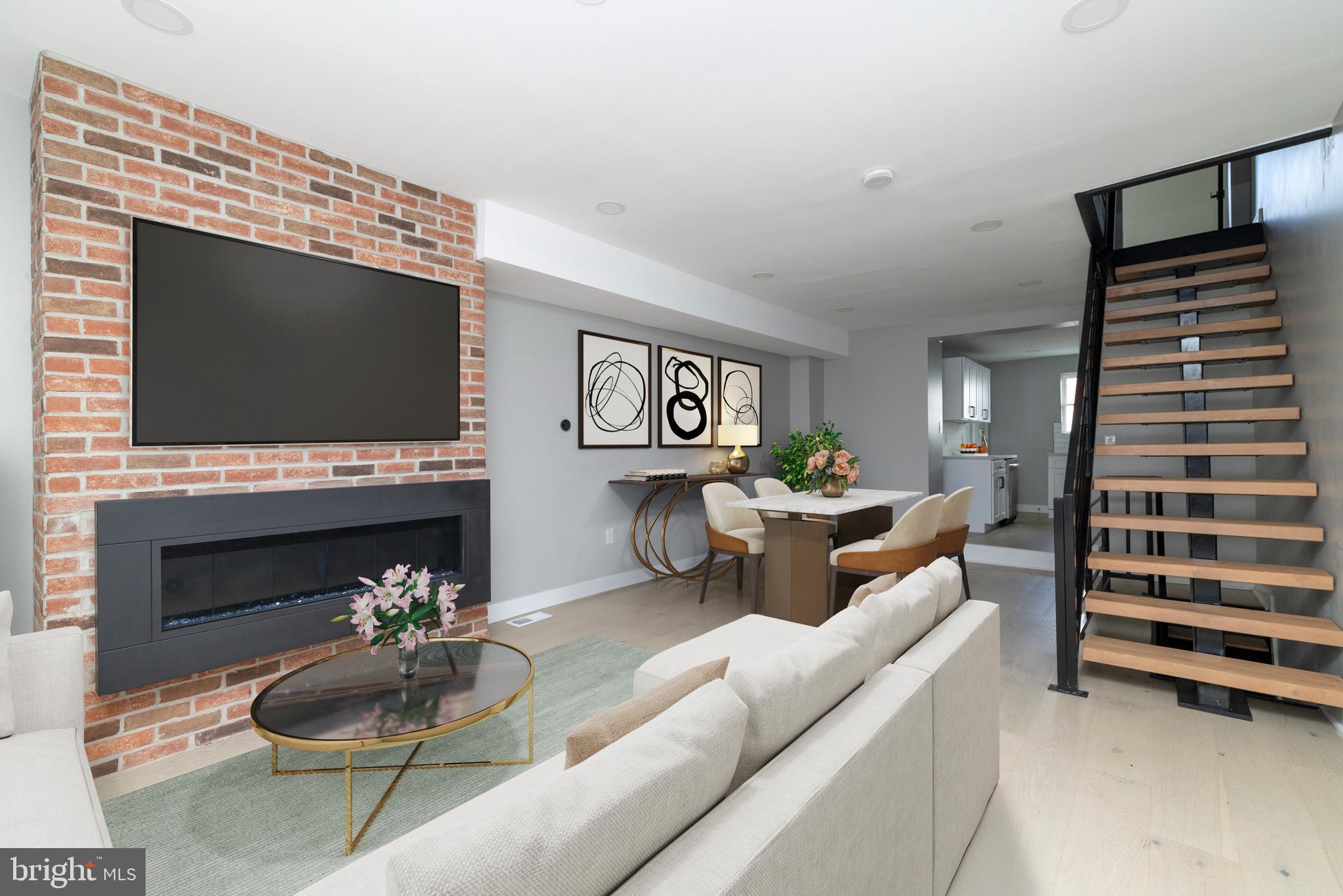 FRANCISVILLE - Residential