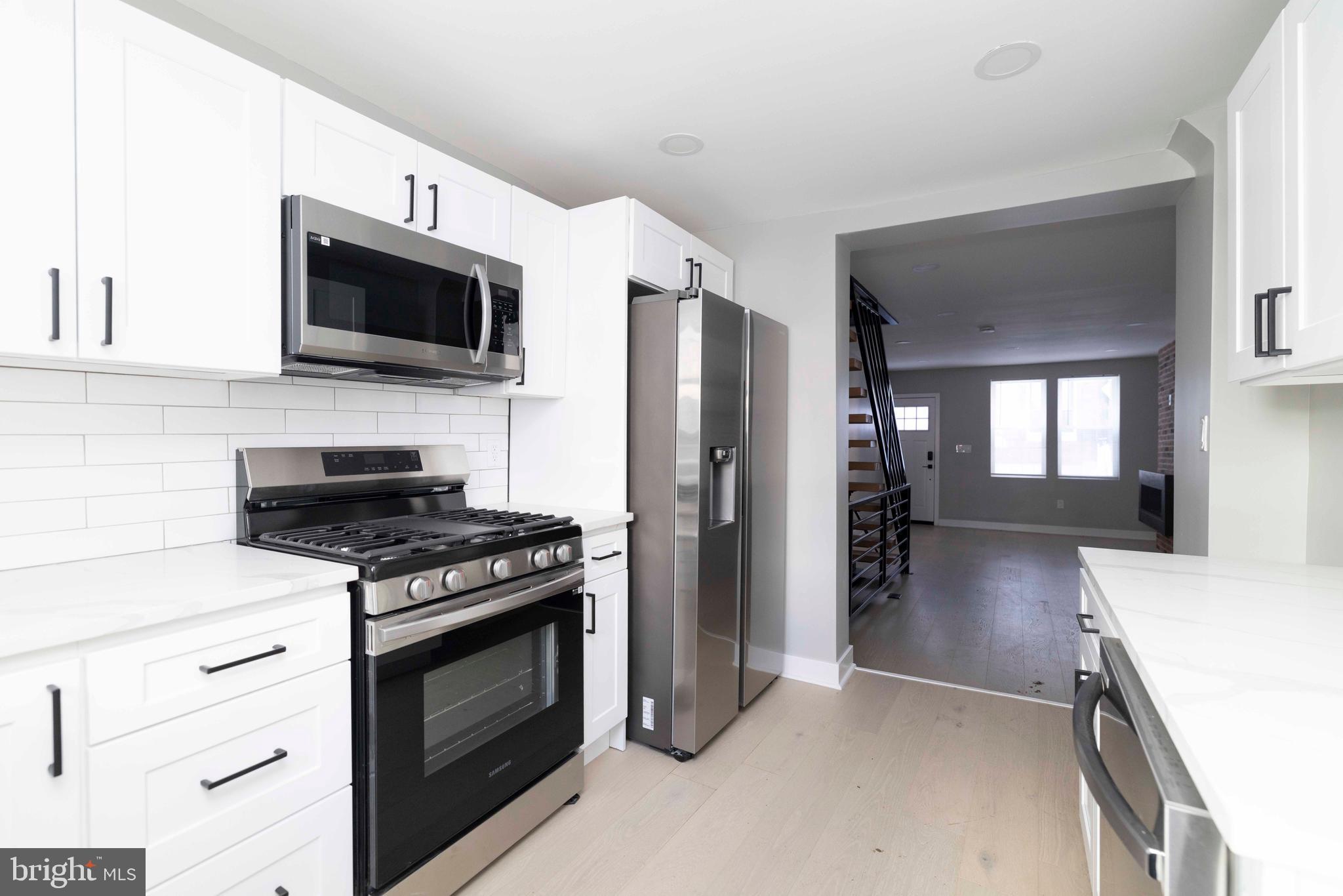 FRANCISVILLE - Residential