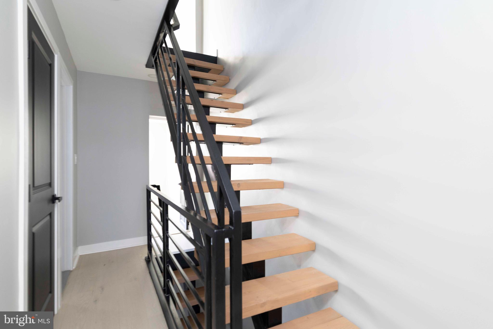 FRANCISVILLE - Residential