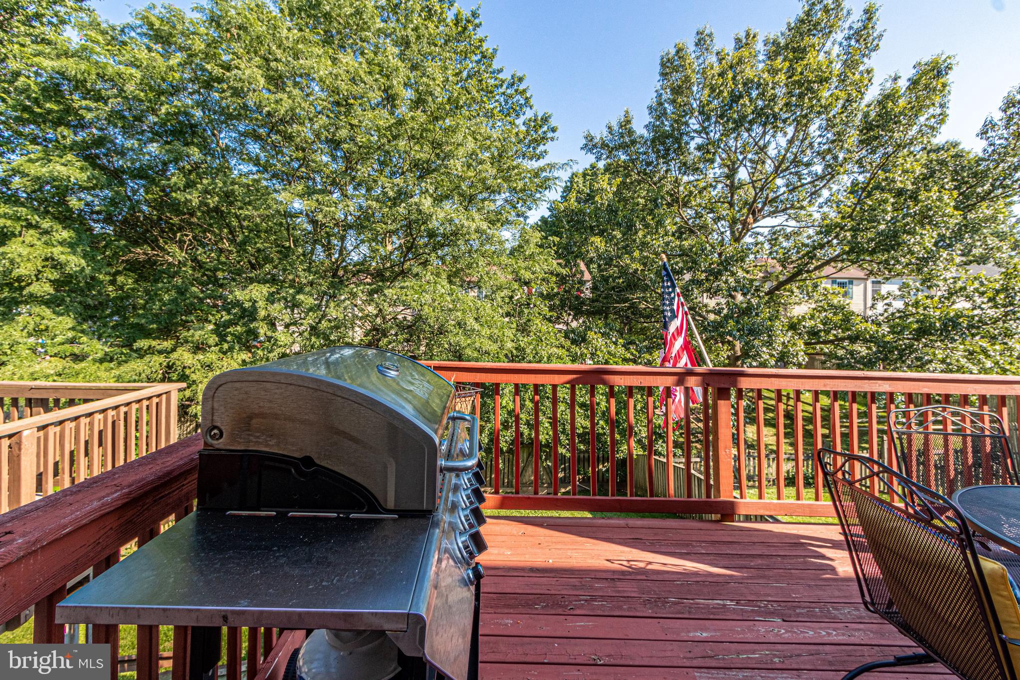 CONSTANT FRIENDSHIP - Residential