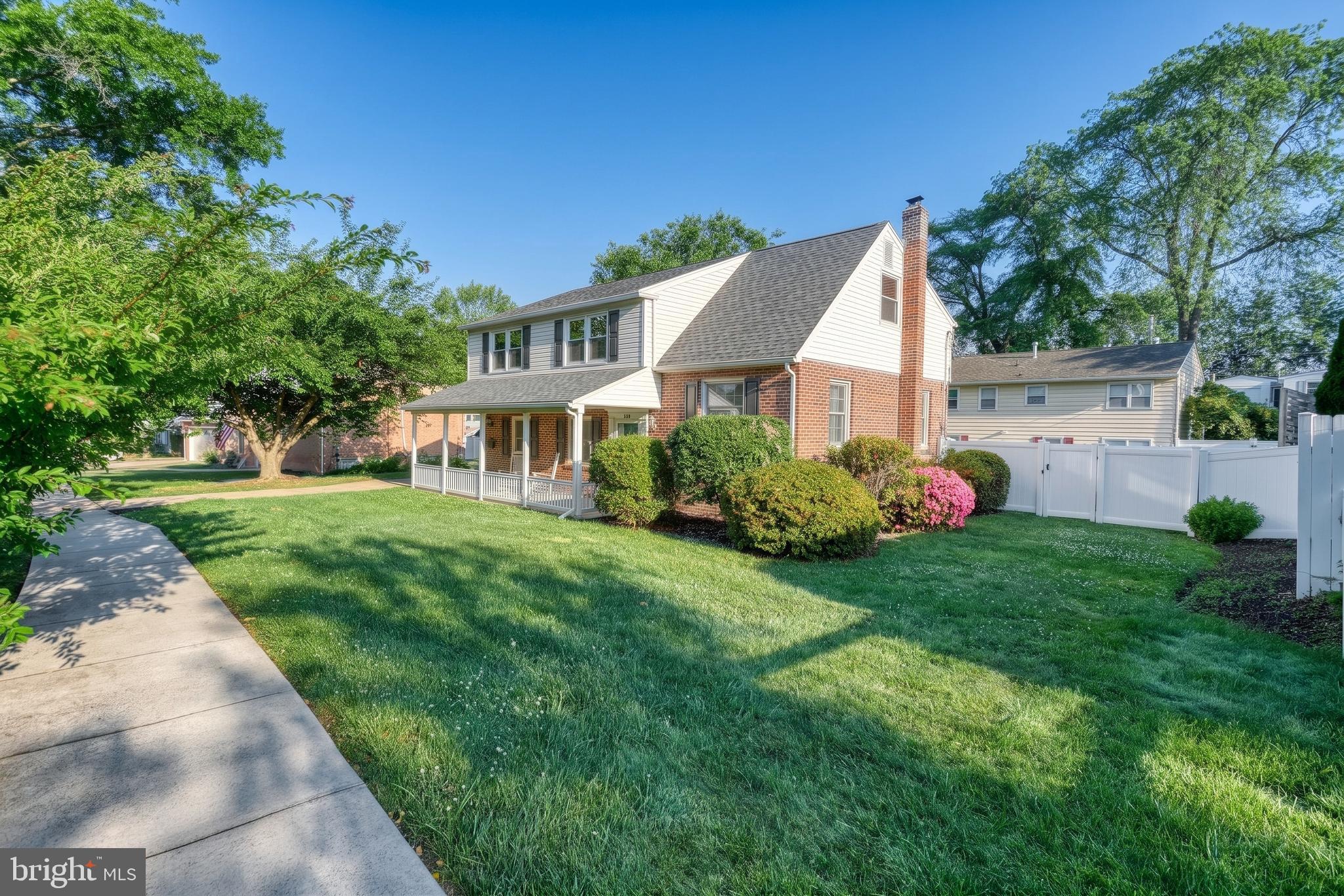 370 BEVERLY ROAD