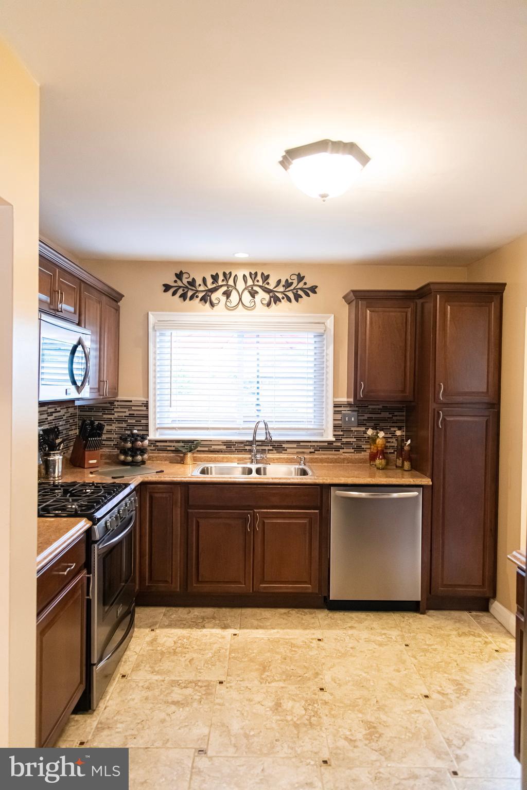 WESTVIEW PARK - Residential