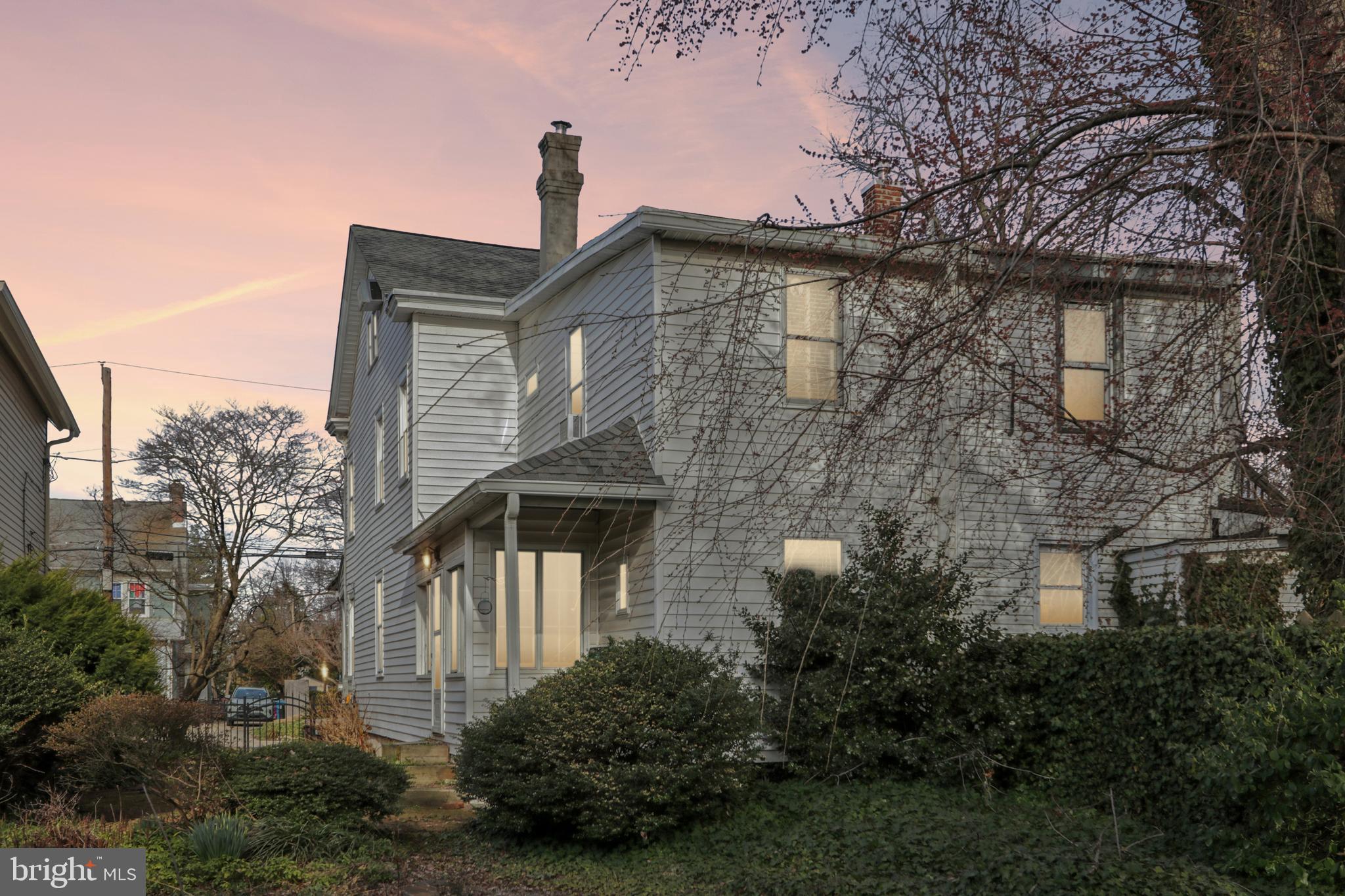 CAPITOL VIEW - Residential