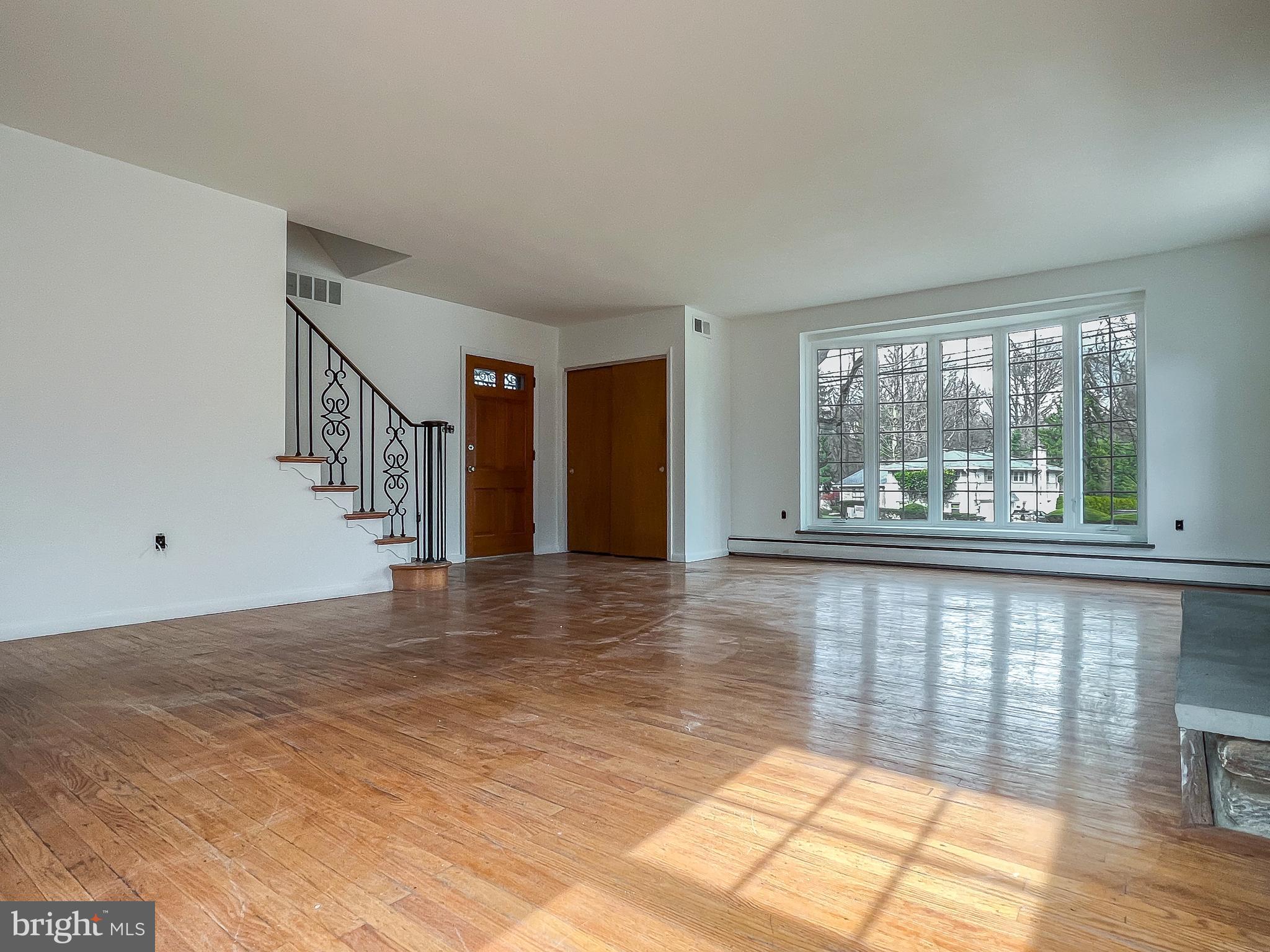 JENKINTOWN MANOR - Residential