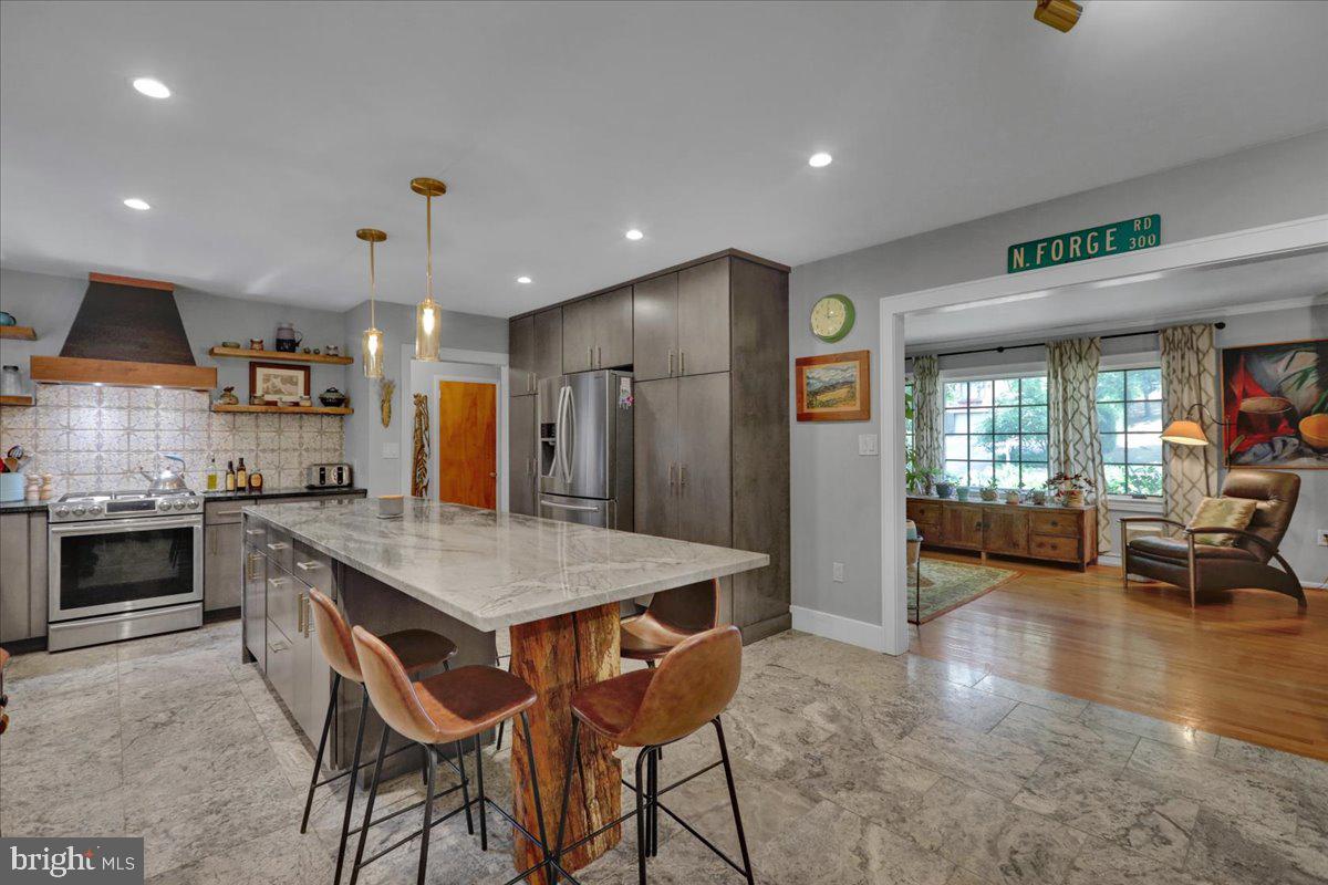 BLOSSOM HILL - Residential