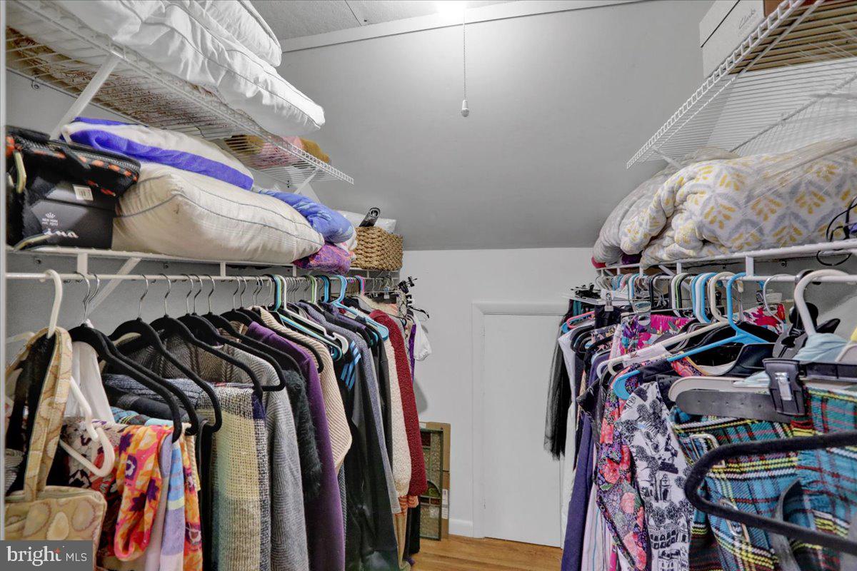 BLOSSOM HILL - Residential