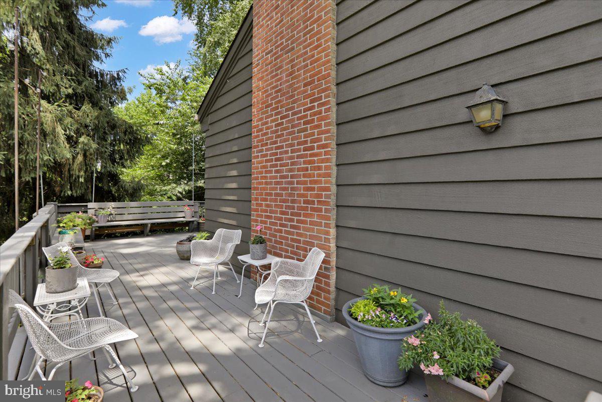 BLOSSOM HILL - Residential