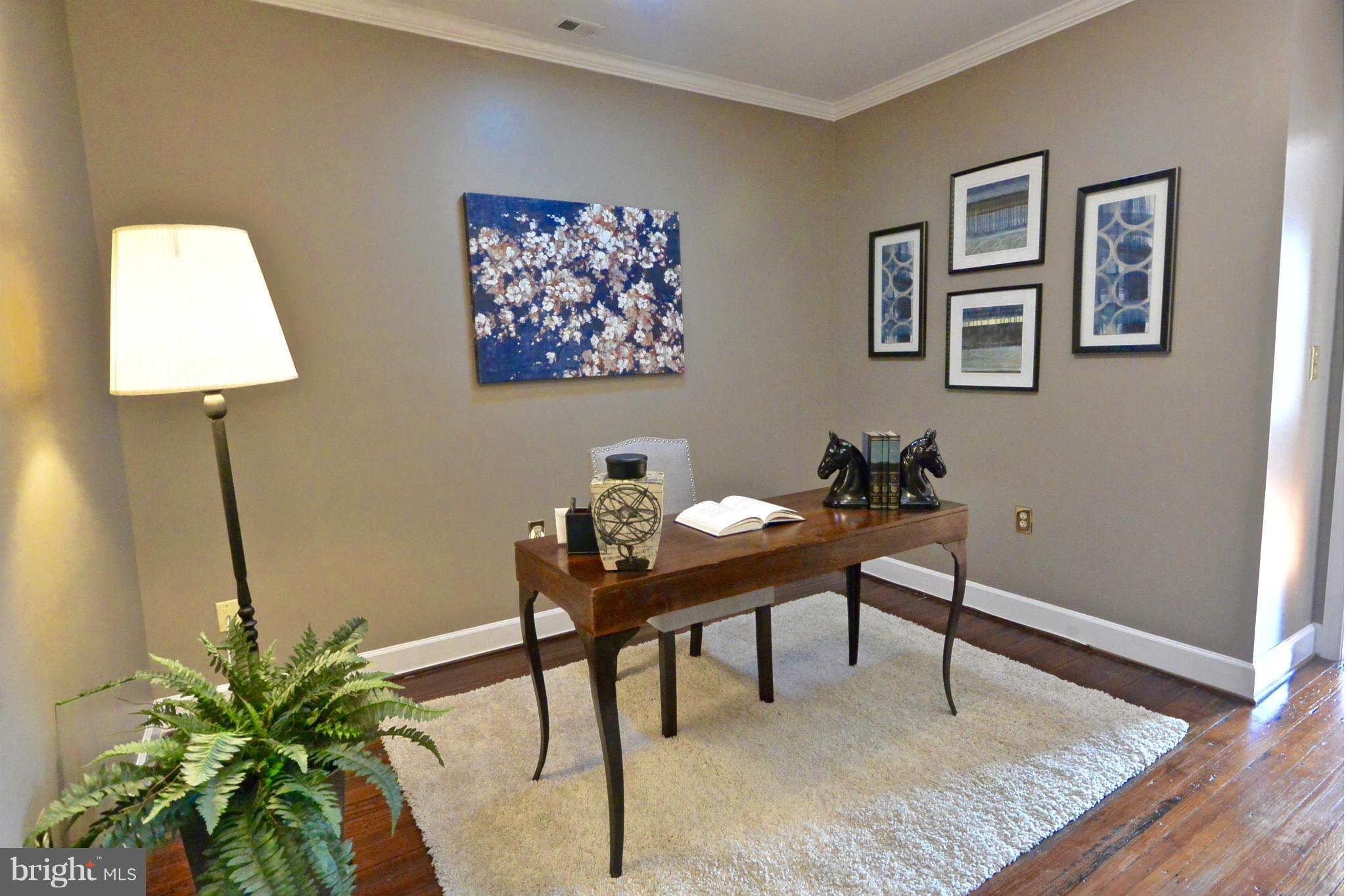 CHELSEA - Residential