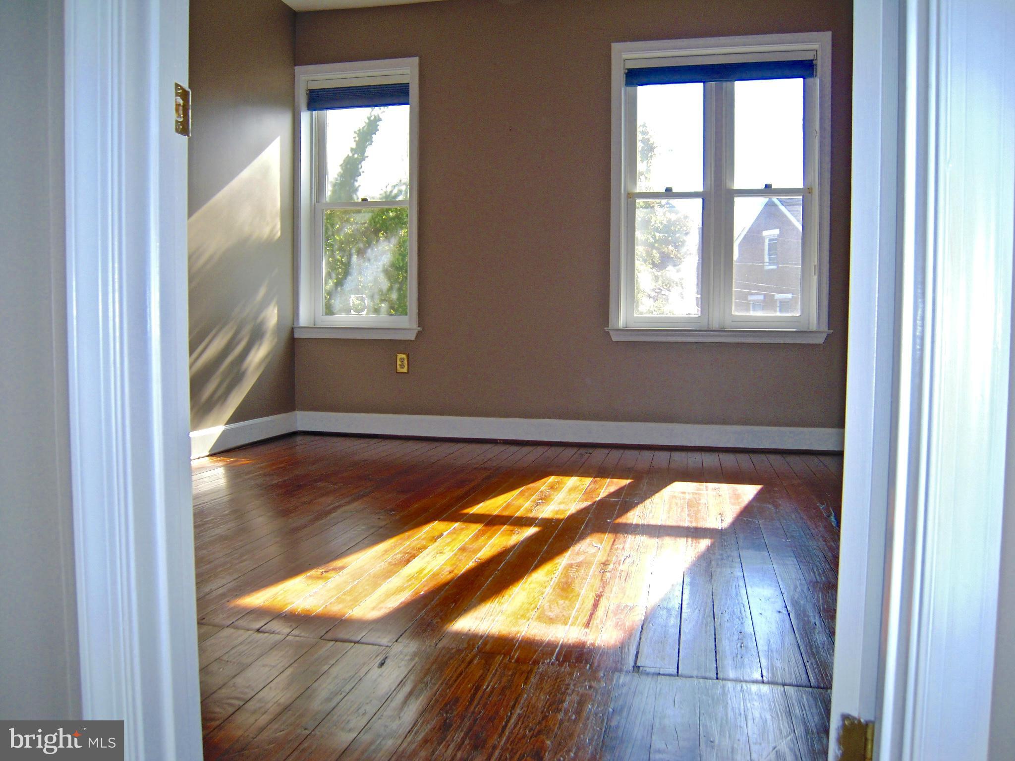 CHELSEA - Residential