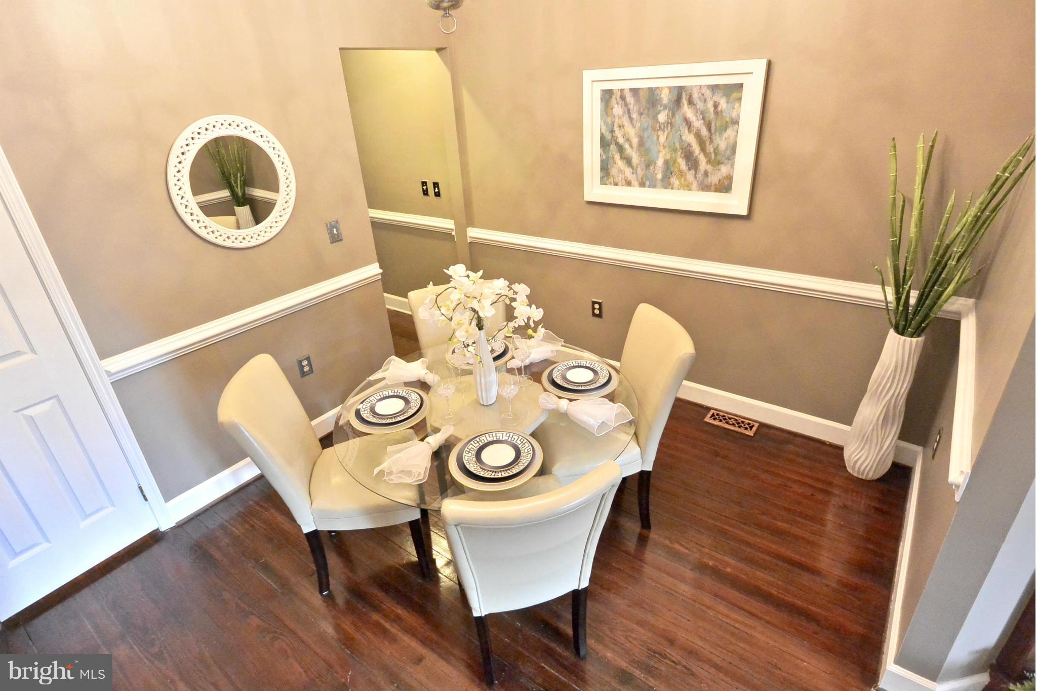 CHELSEA - Residential