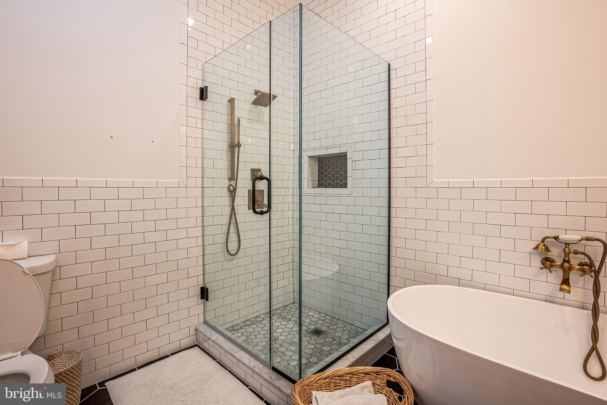 DOWNTOWN FREDERICK - Residential Lease