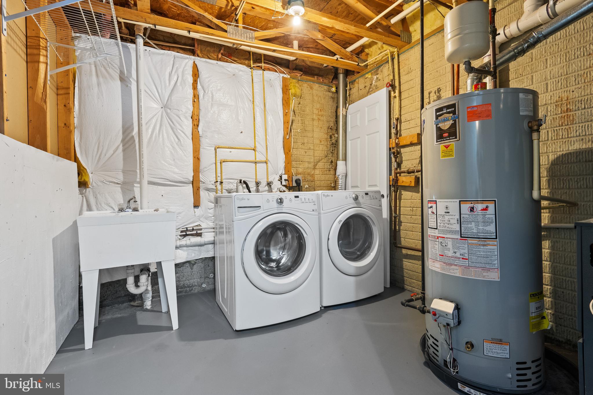 REISTERSTOWN VILLAGE - Residential Lease