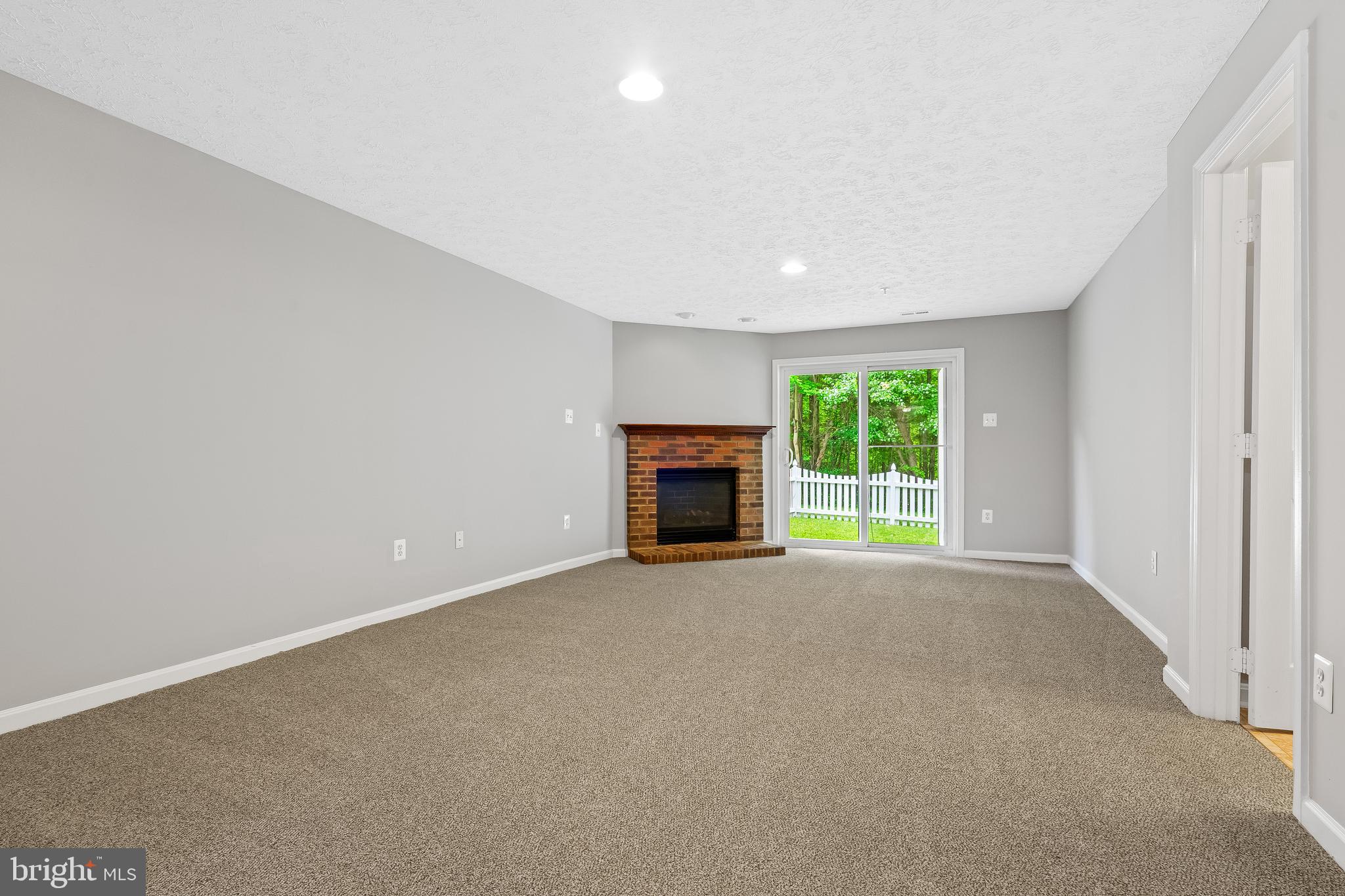 REISTERSTOWN VILLAGE - Residential Lease