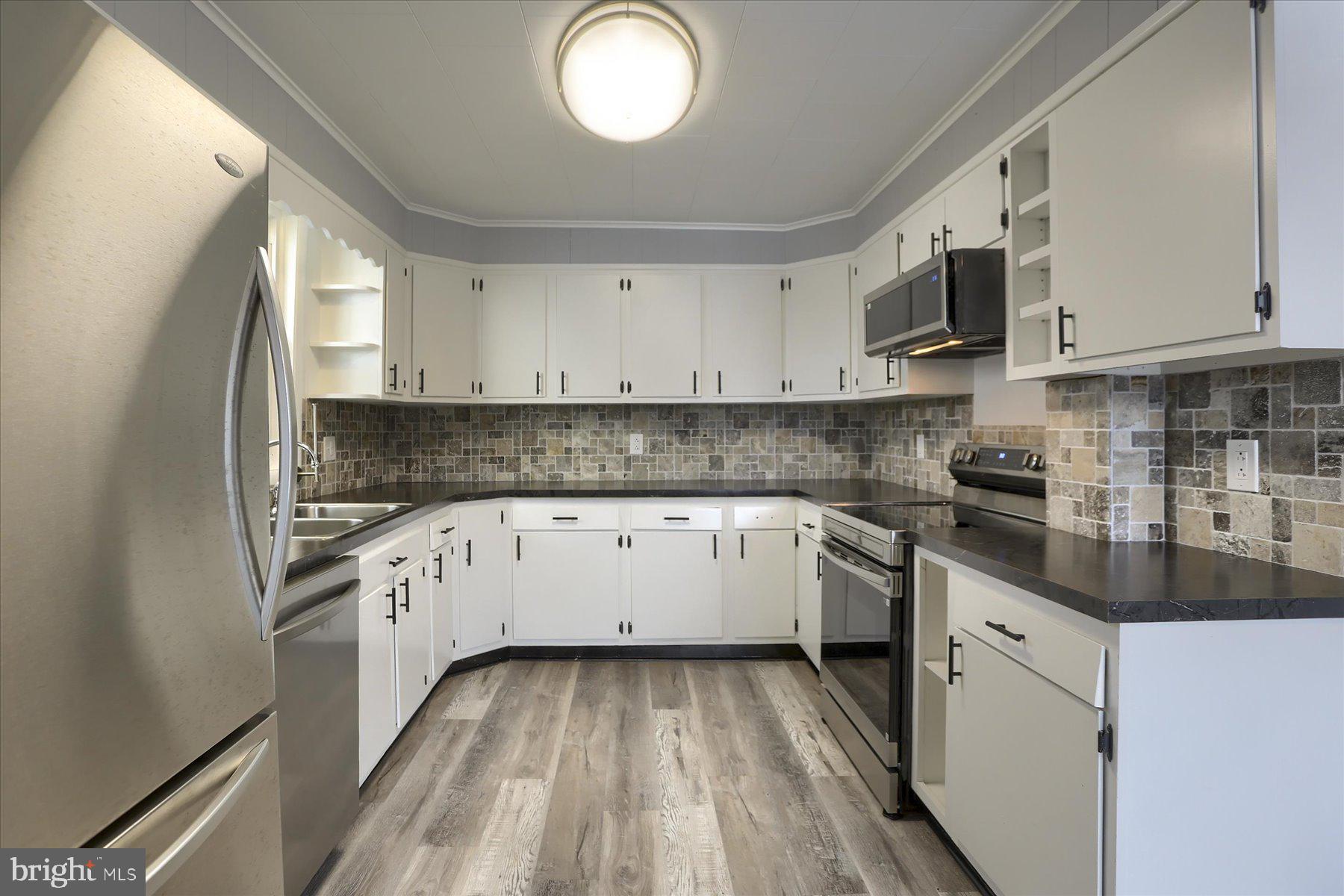 LEWISTOWN BORO - Residential