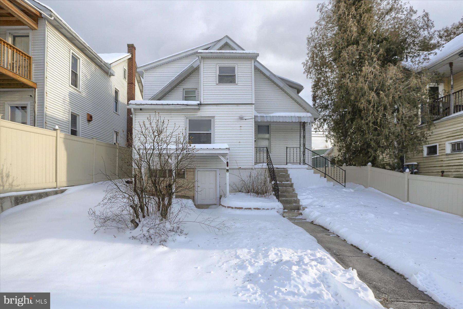 LEWISTOWN BORO - Residential