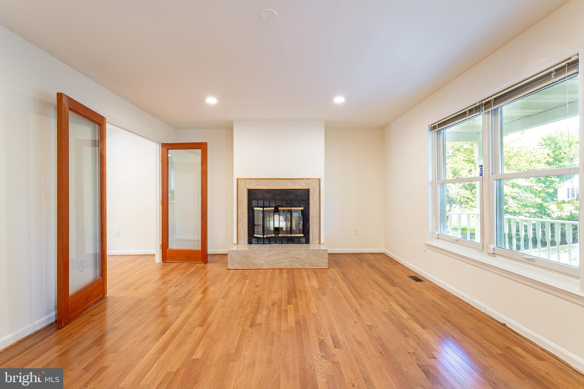 DALEVIEW MANOR - Residential