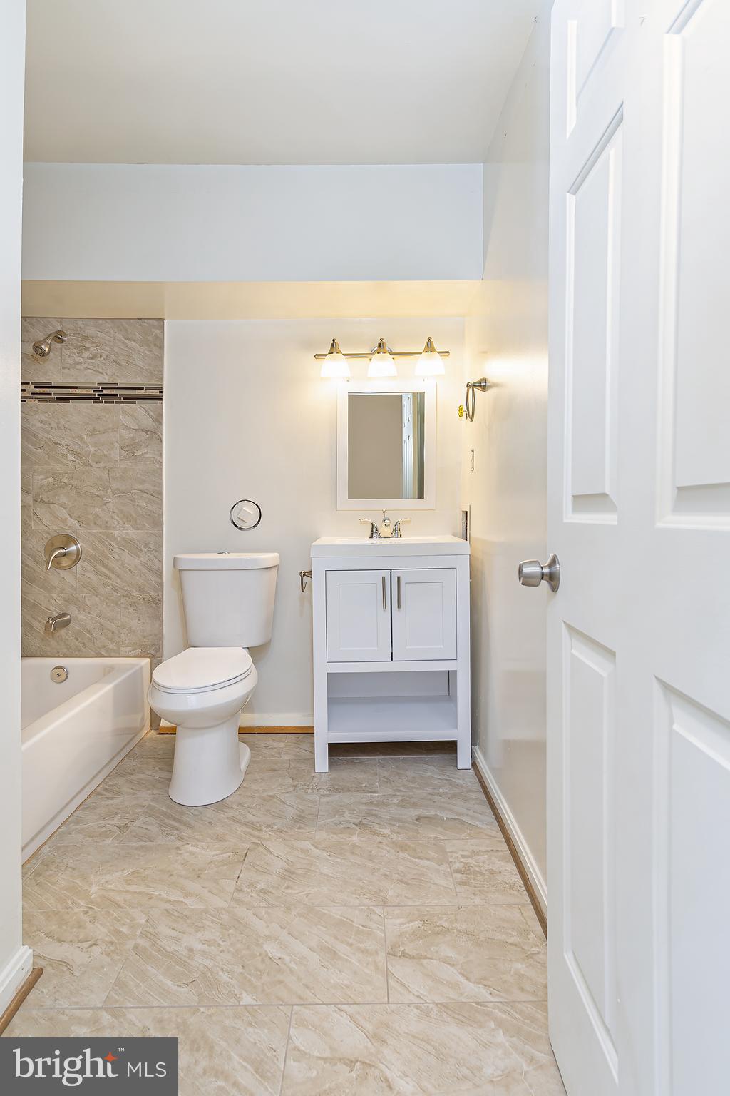 DALEVIEW MANOR - Residential