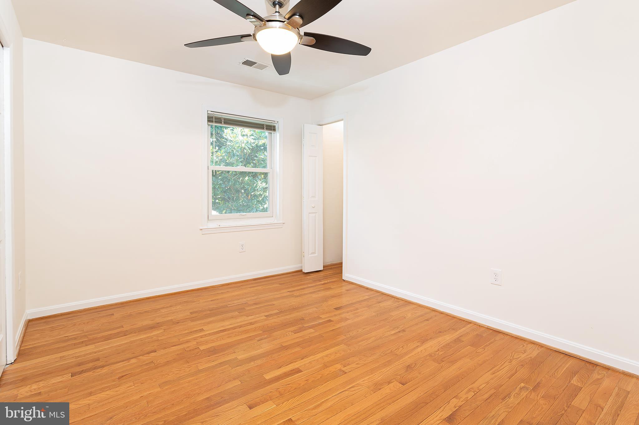 DALEVIEW MANOR - Residential