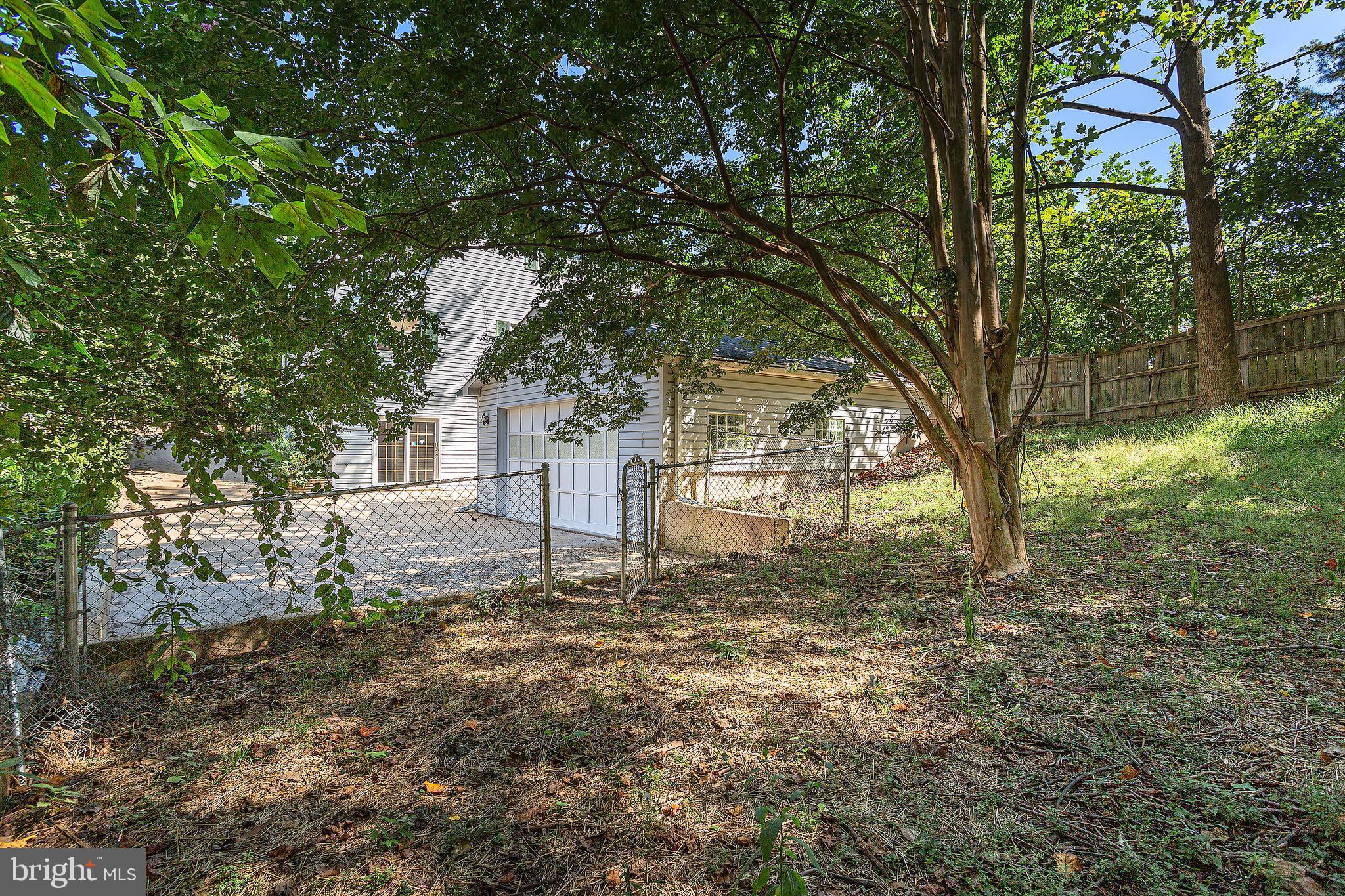 DALEVIEW MANOR - Residential