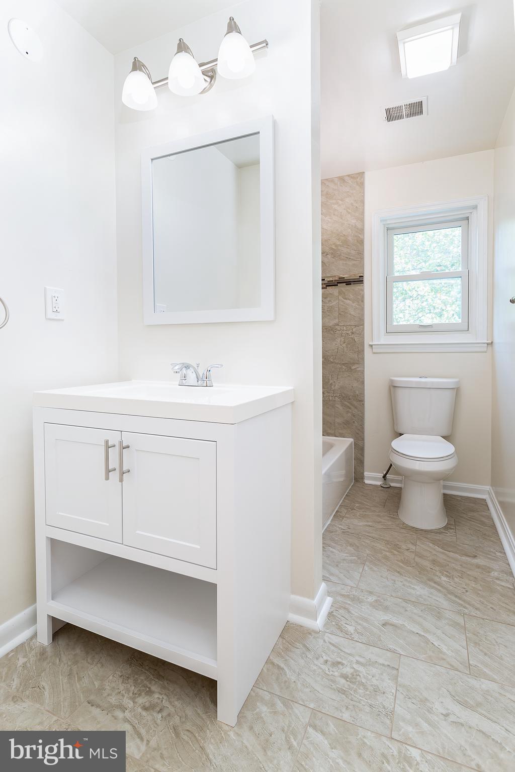 DALEVIEW MANOR - Residential