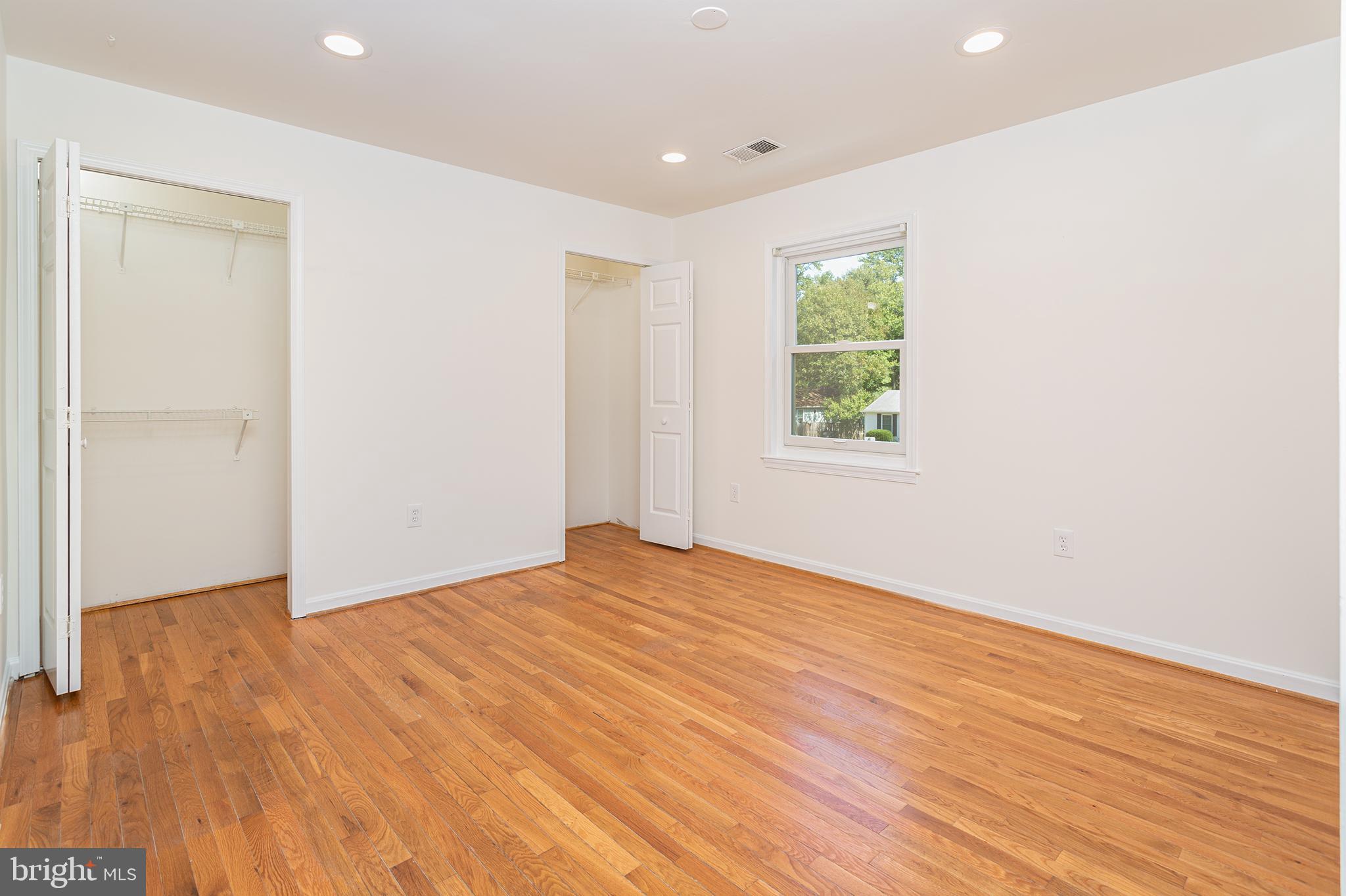 DALEVIEW MANOR - Residential