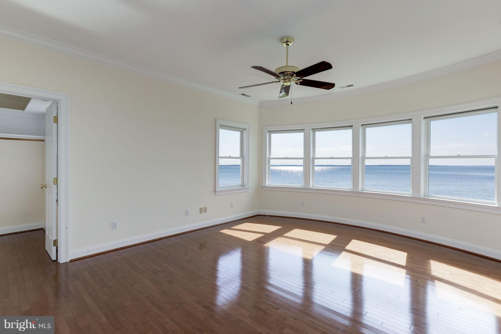 COVE CREEK CLUB - Residential