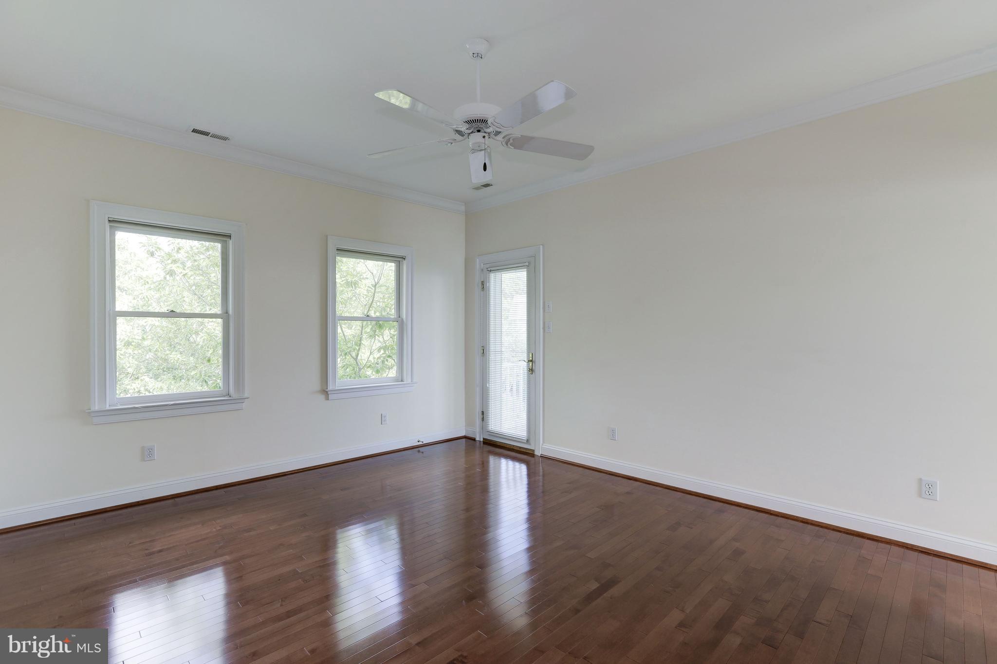 COVE CREEK CLUB - Residential