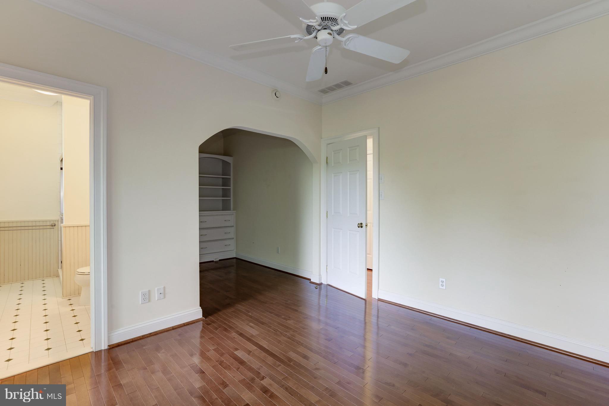 COVE CREEK CLUB - Residential