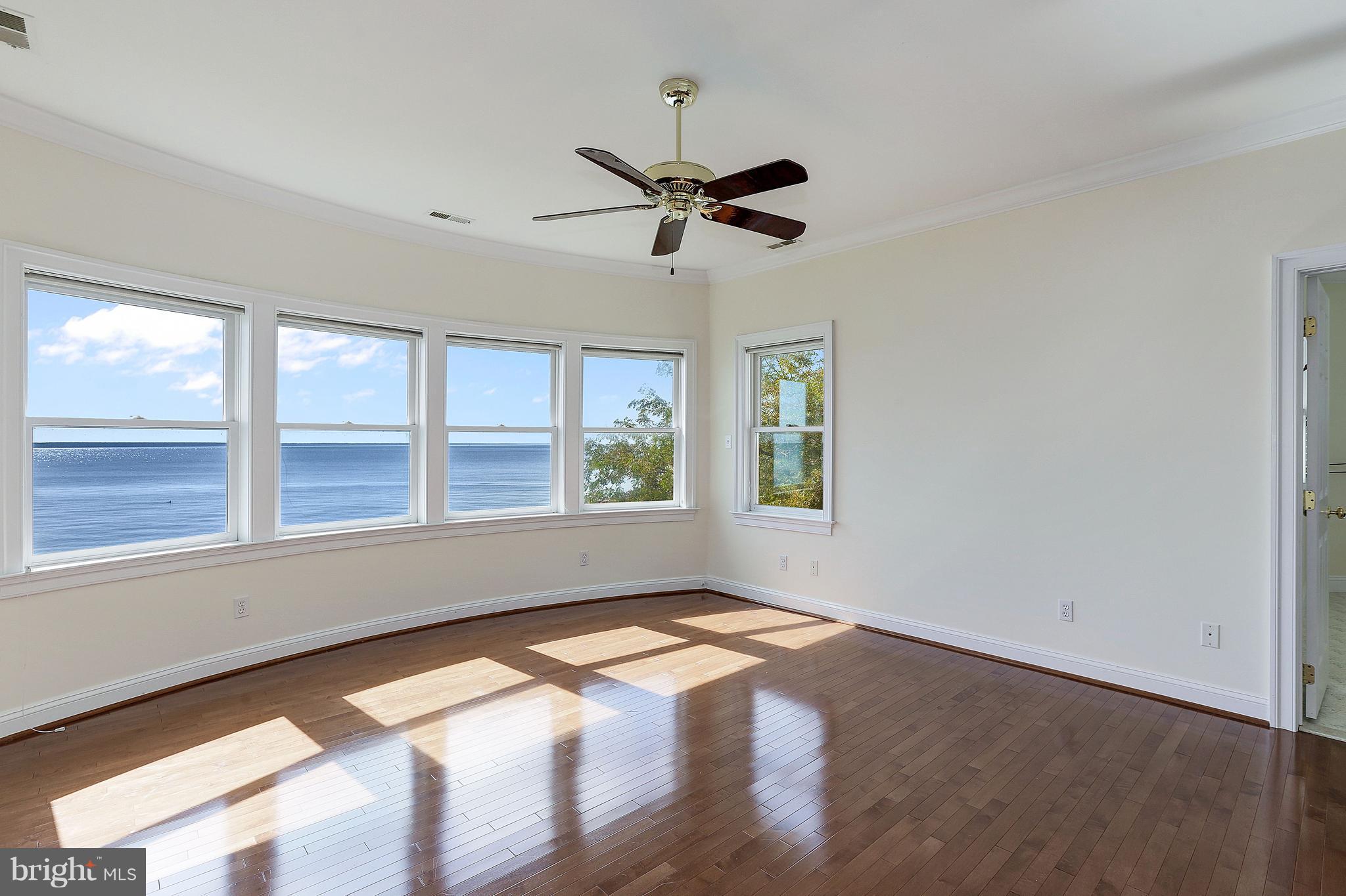 COVE CREEK CLUB - Residential