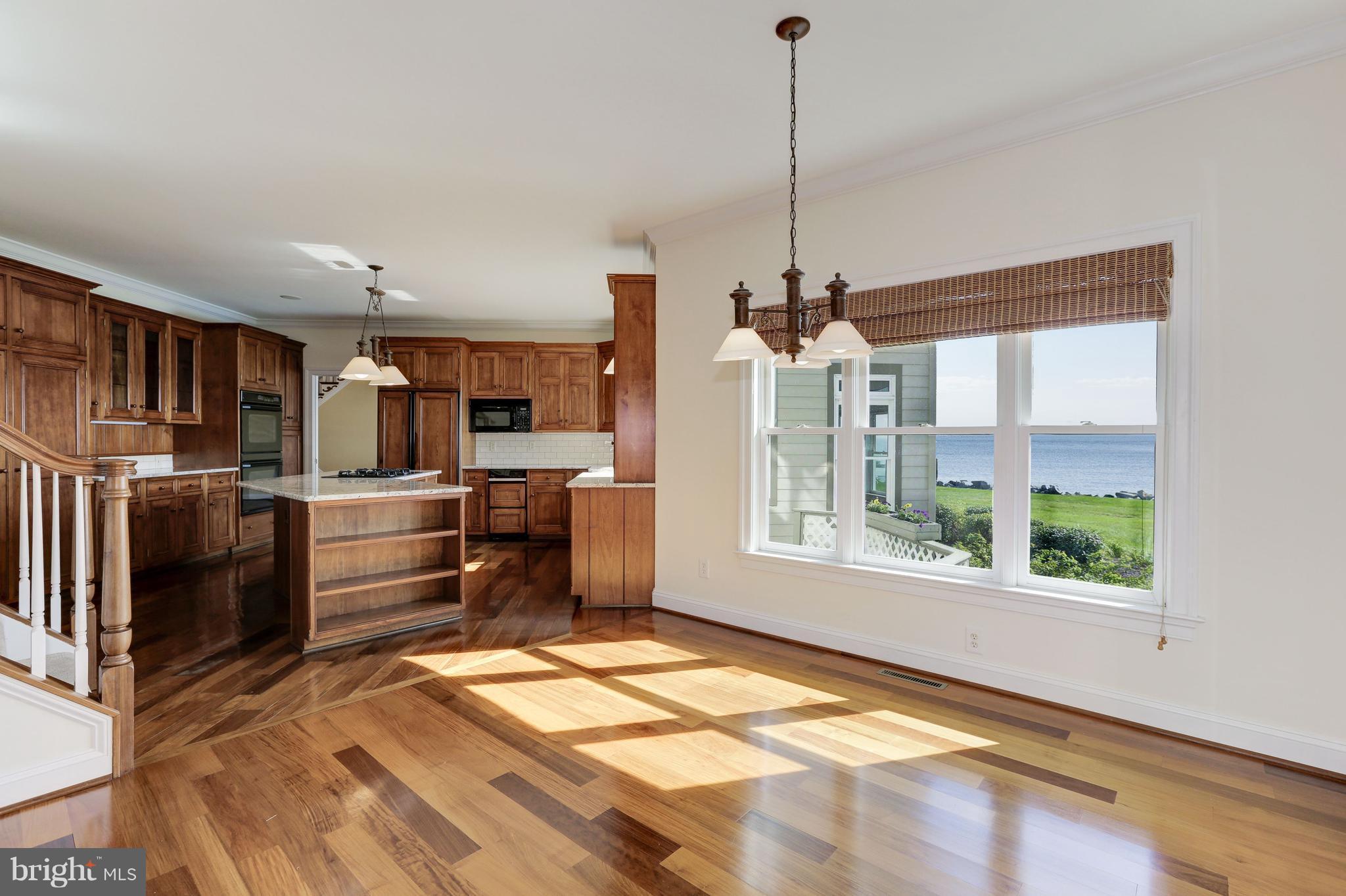 COVE CREEK CLUB - Residential