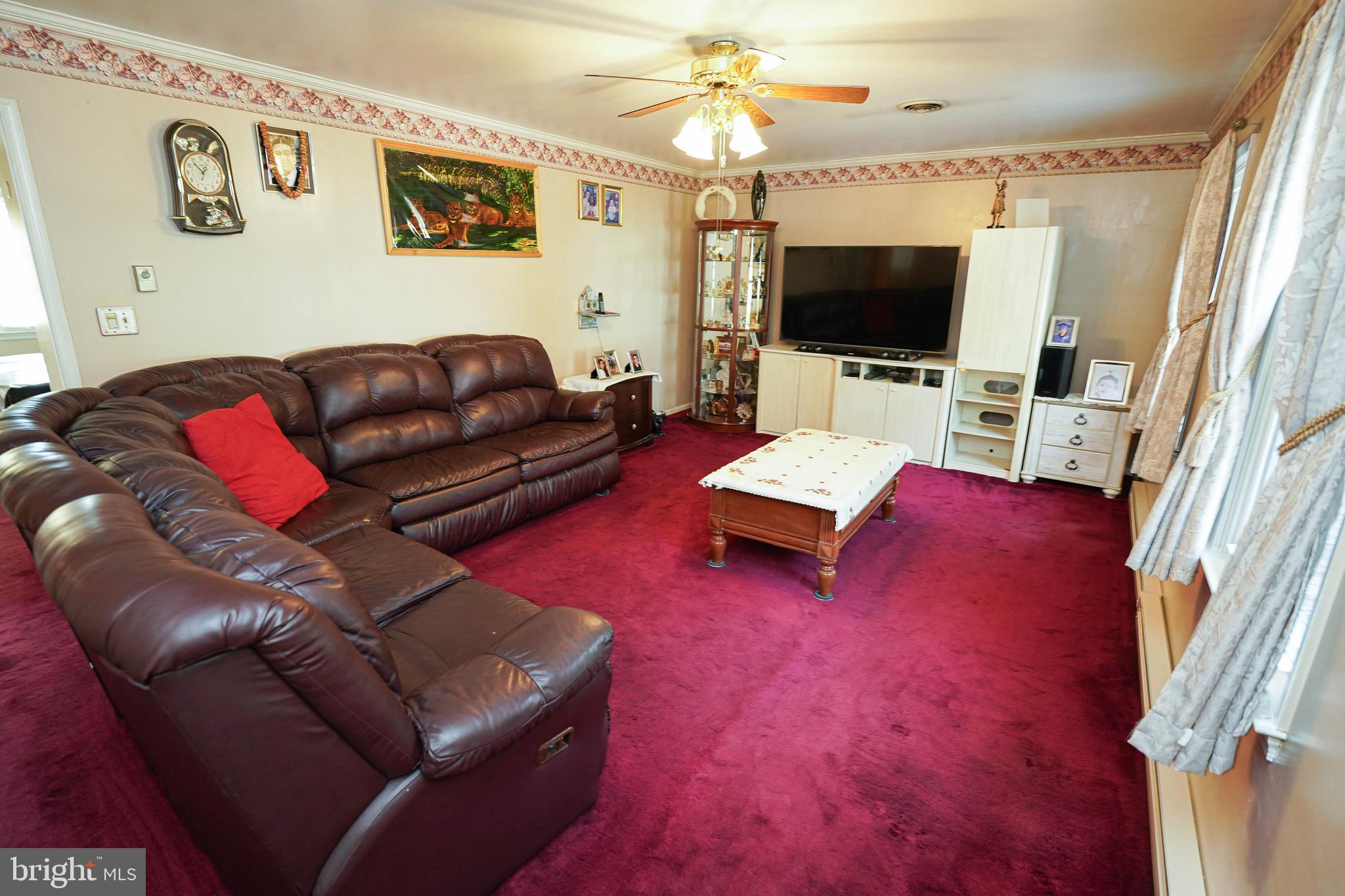 SCHUMAKER GLEN - Residential