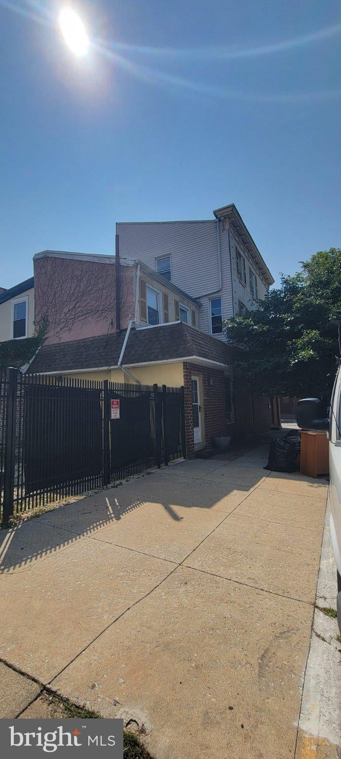 701 E BELGRADE STREET