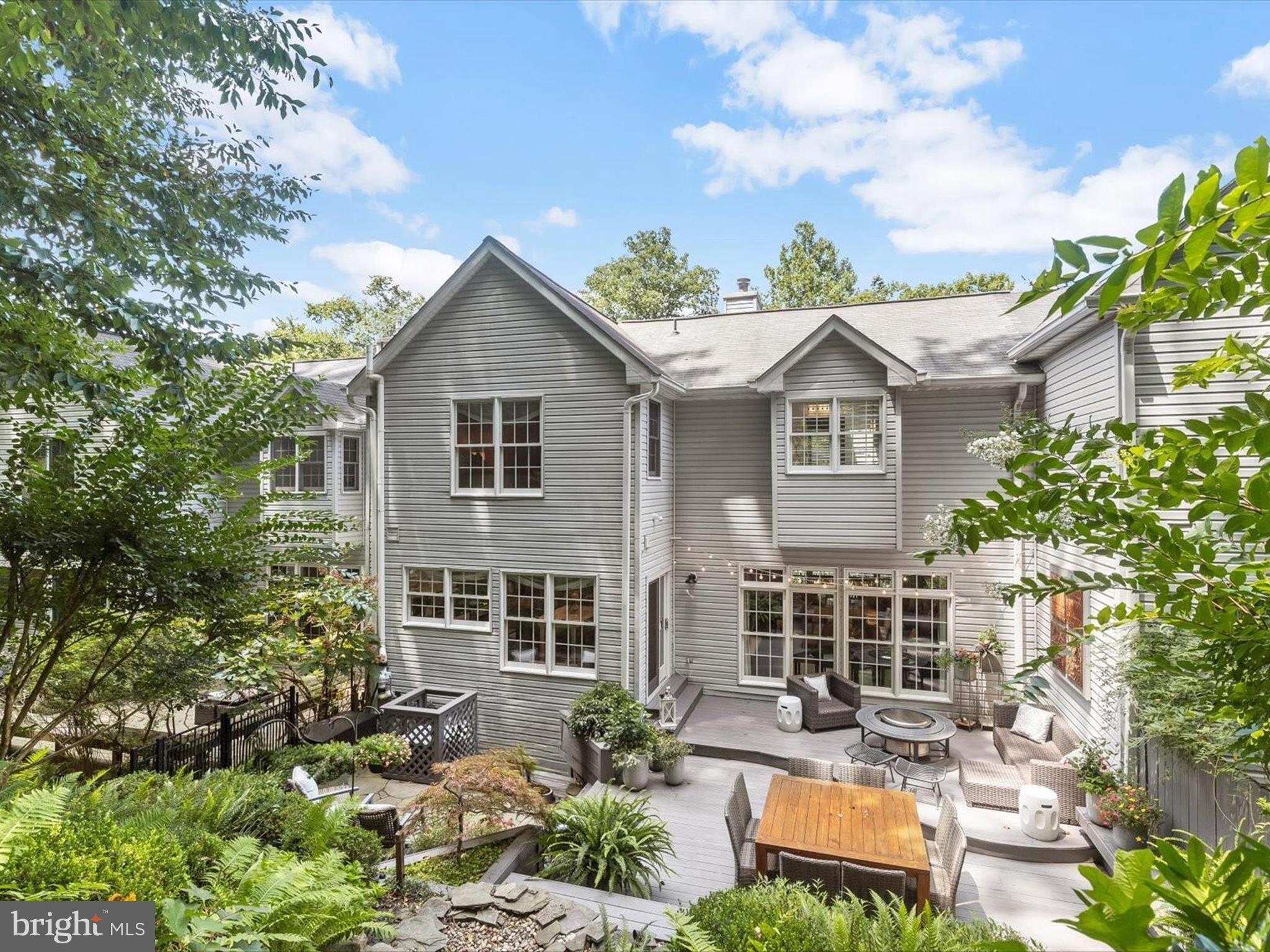 1007 LILLIES LANE